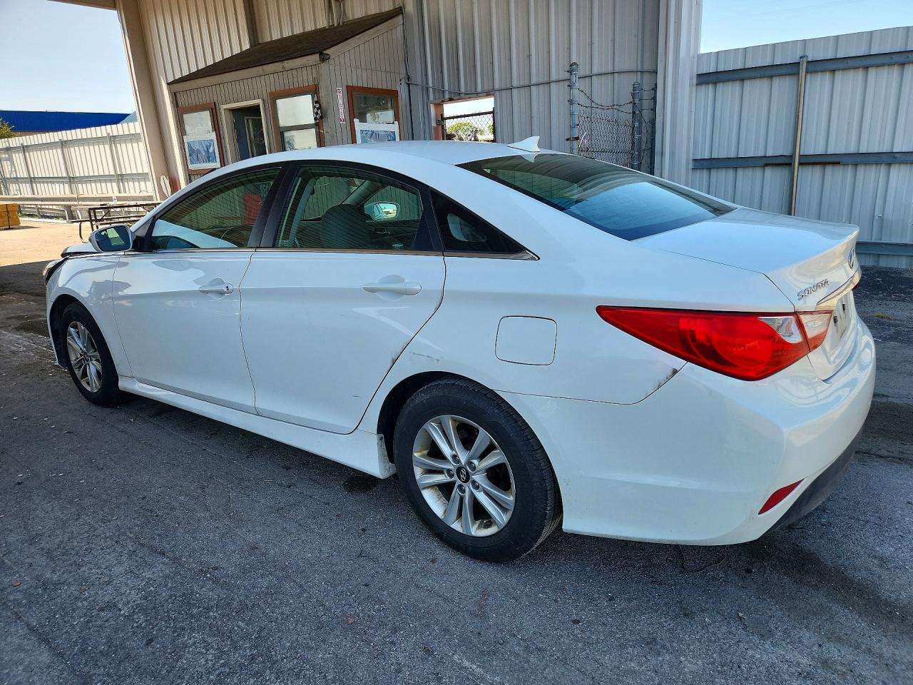 2014 Hyundai Sonata Gls White vin: 5NPEB4AC0EH903937