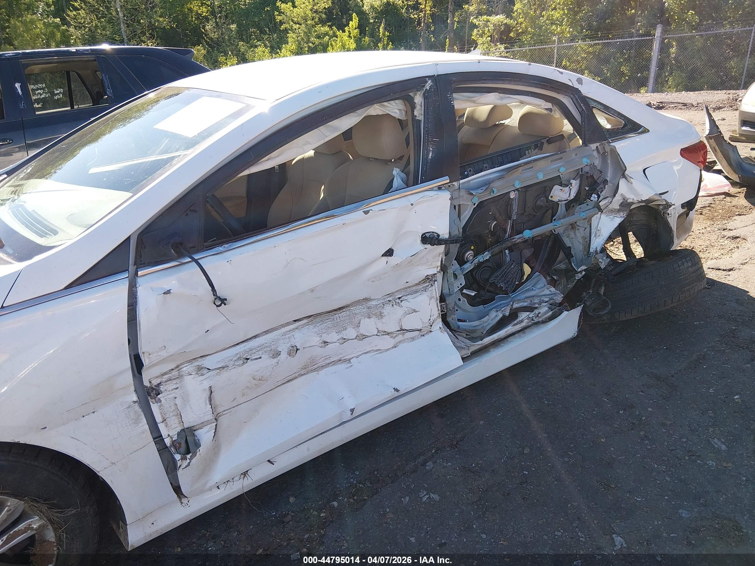 2014 Hyundai Sonata Gls White vin: 5NPEB4AC0EH906871