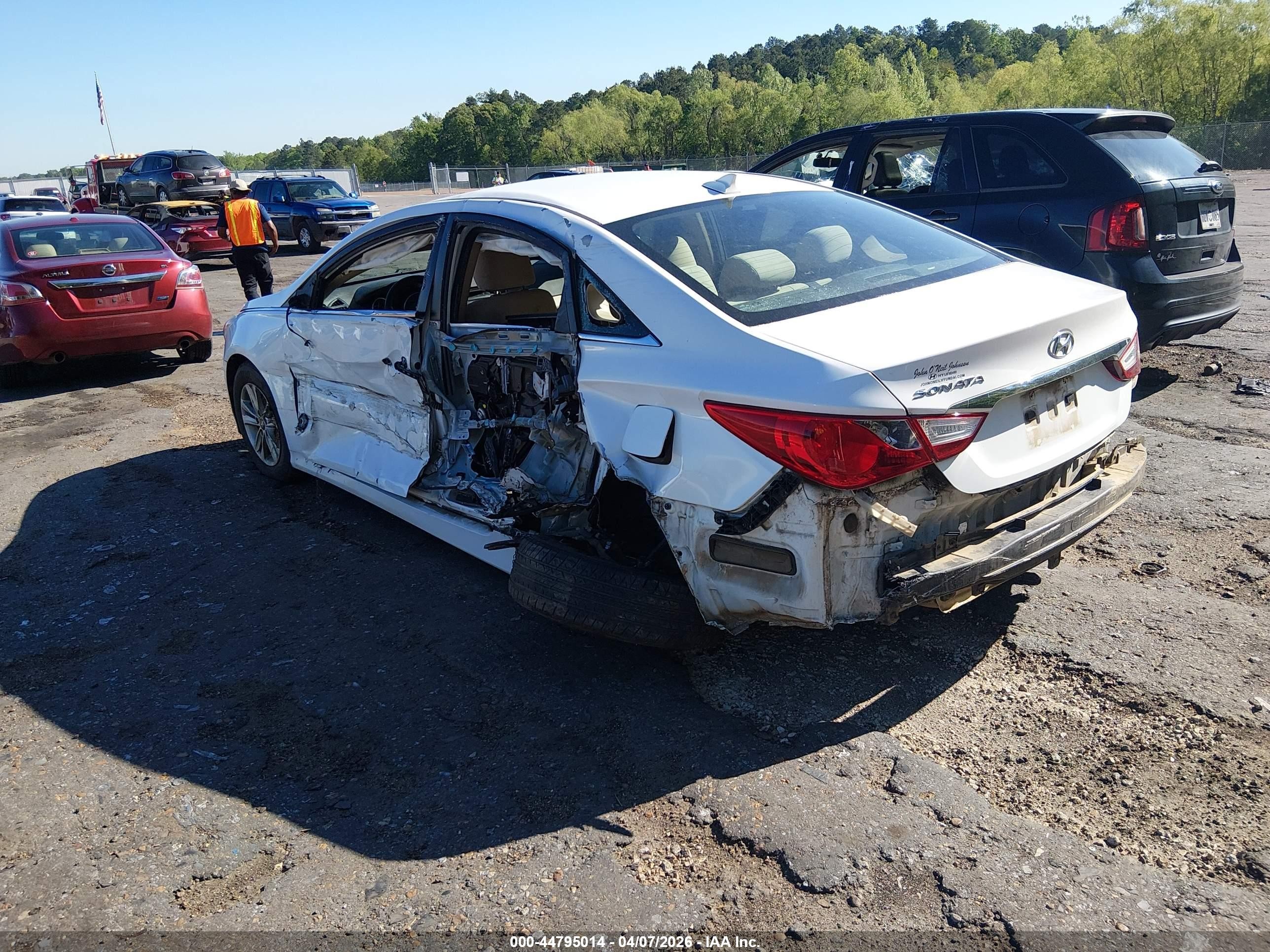 2014 Hyundai Sonata Gls White vin: 5NPEB4AC0EH906871