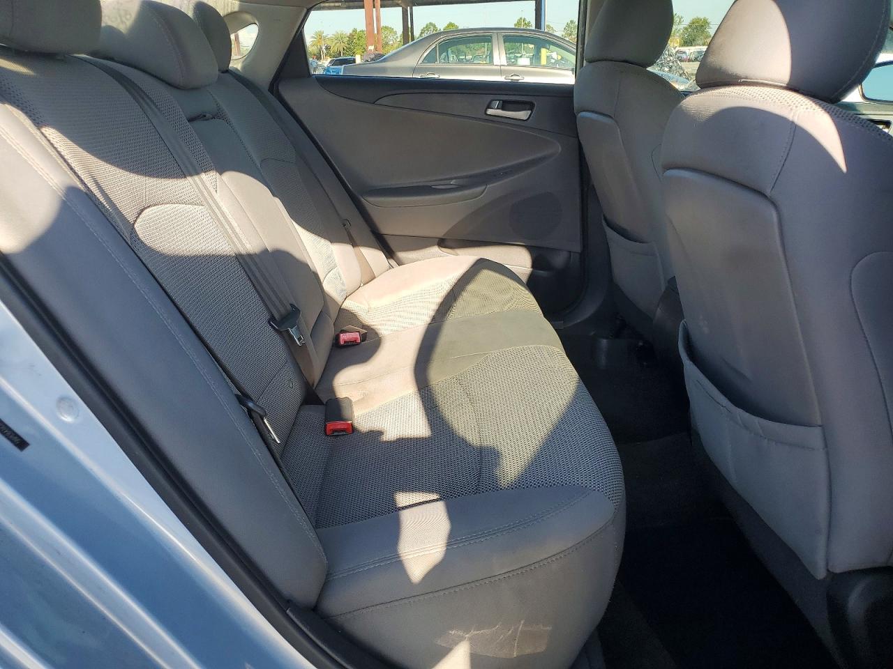2014 Hyundai Sonata Gls Серебряный vin: 5NPEB4AC0EH917322