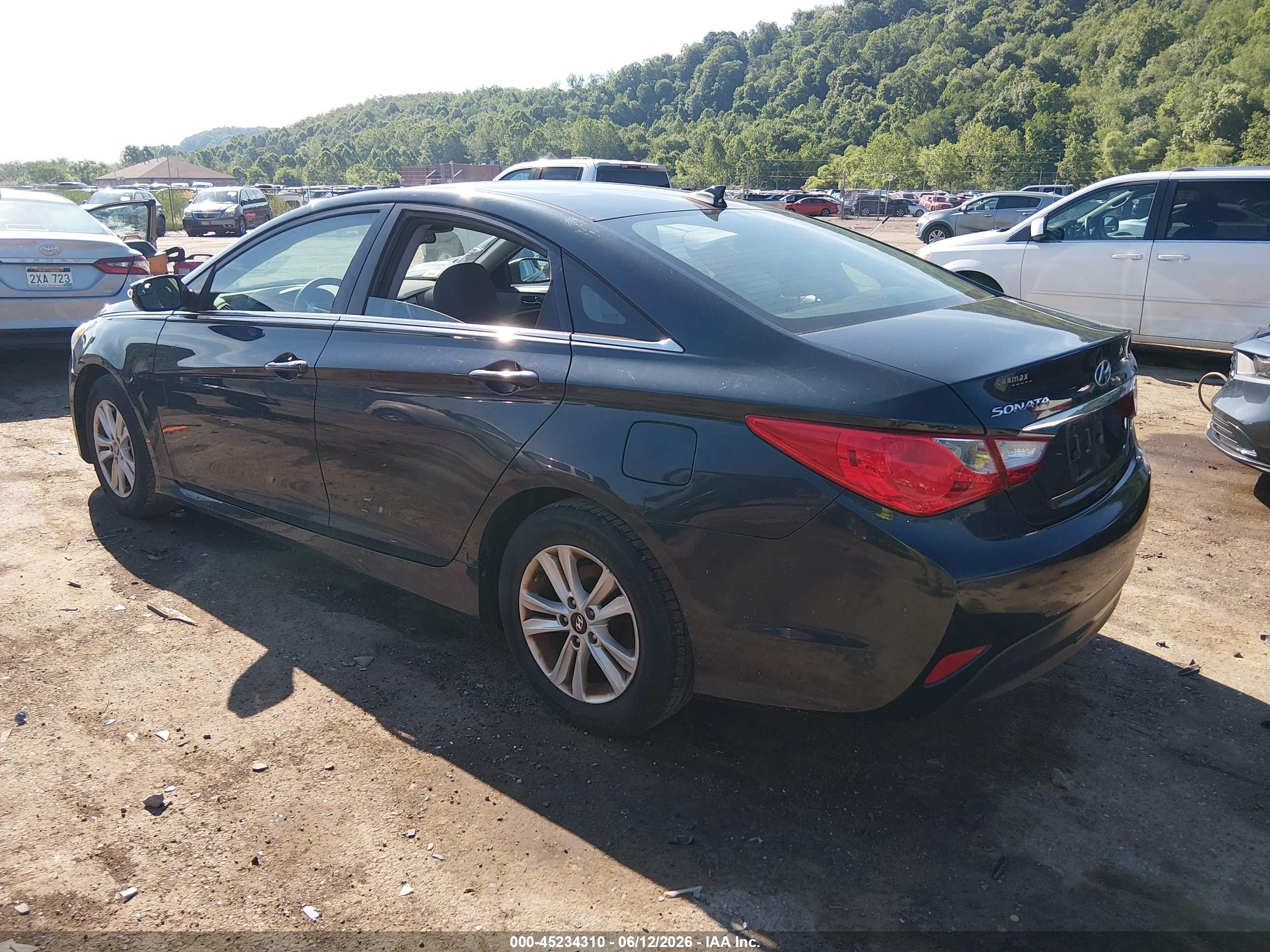 2014 Hyundai Sonata Gls Dark Blue vin: 5NPEB4AC0EH932192
