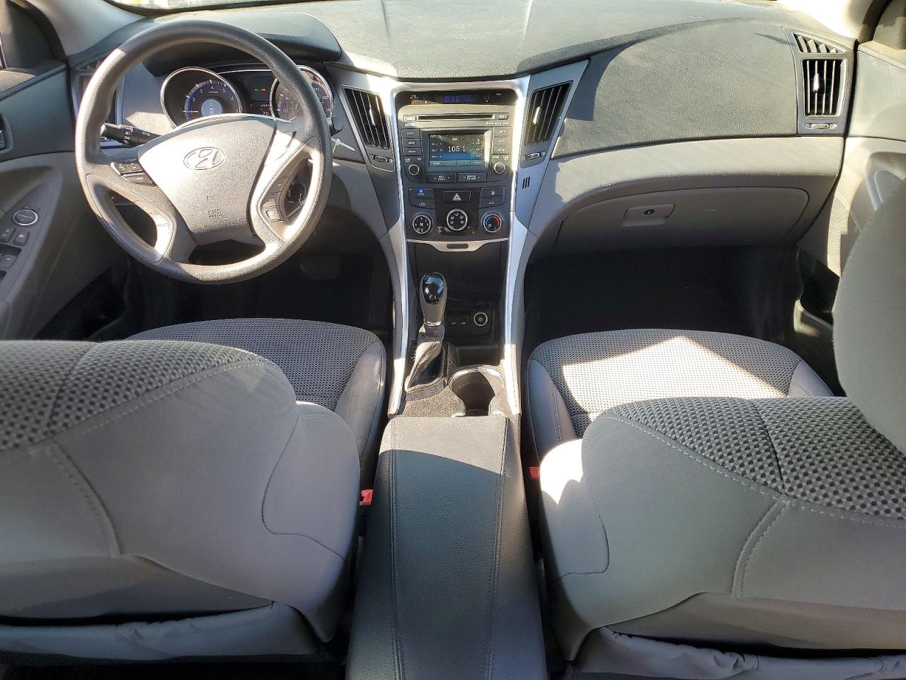 2014 Hyundai Sonata Gls Silver vin: 5NPEB4AC0EH935495