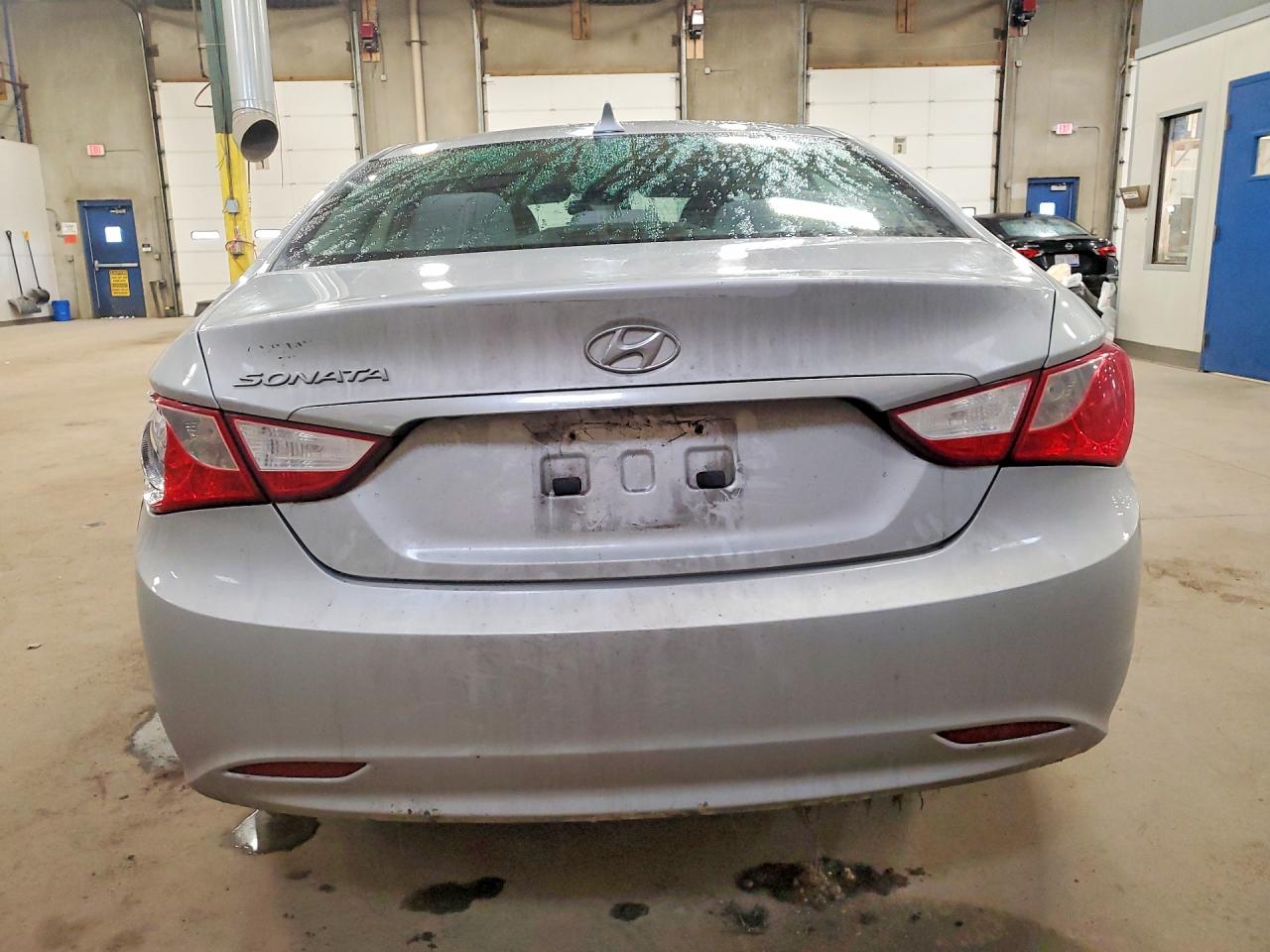 2011 Hyundai Sonata Gls Silver vin: 5NPEB4AC1BH014981