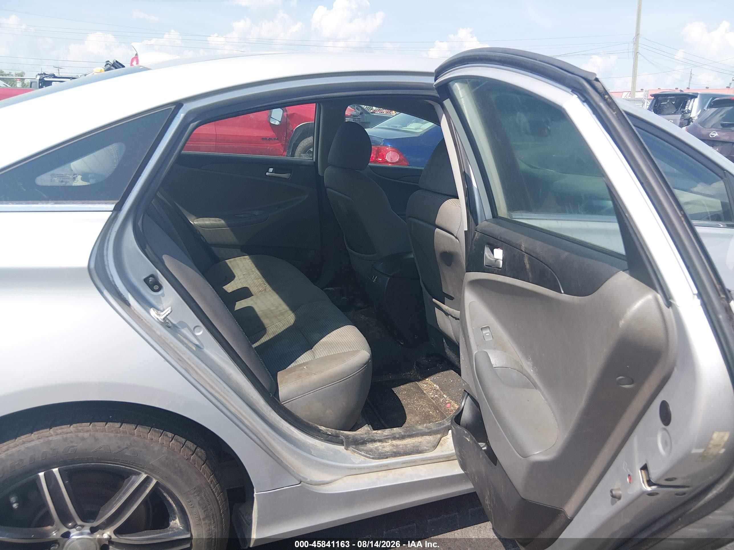 2011 Hyundai Sonata Gls Silver vin: 5NPEB4AC1BH055160