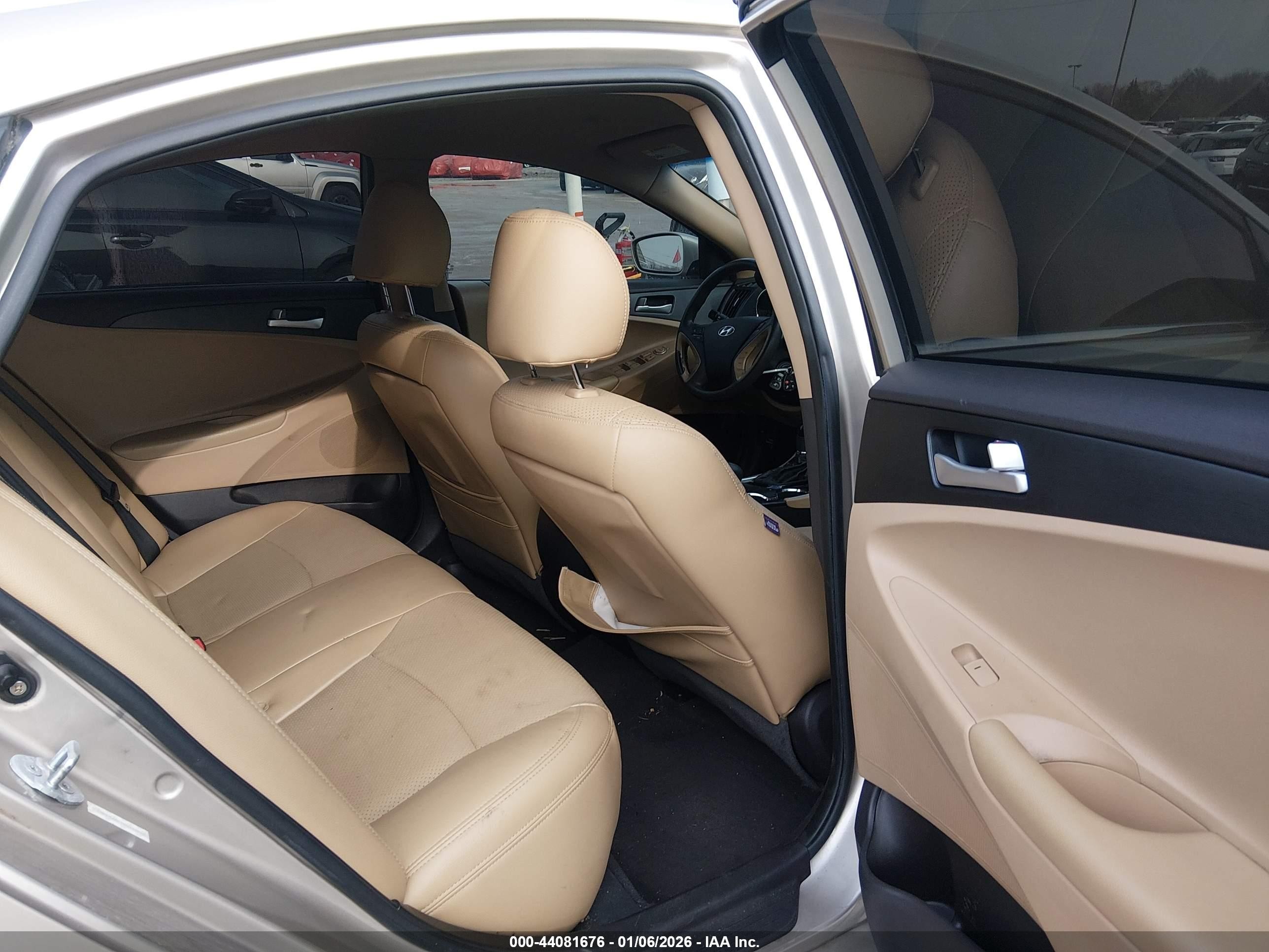2011 Hyundai Sonata Gls Cream vin: 5NPEB4AC1BH094928