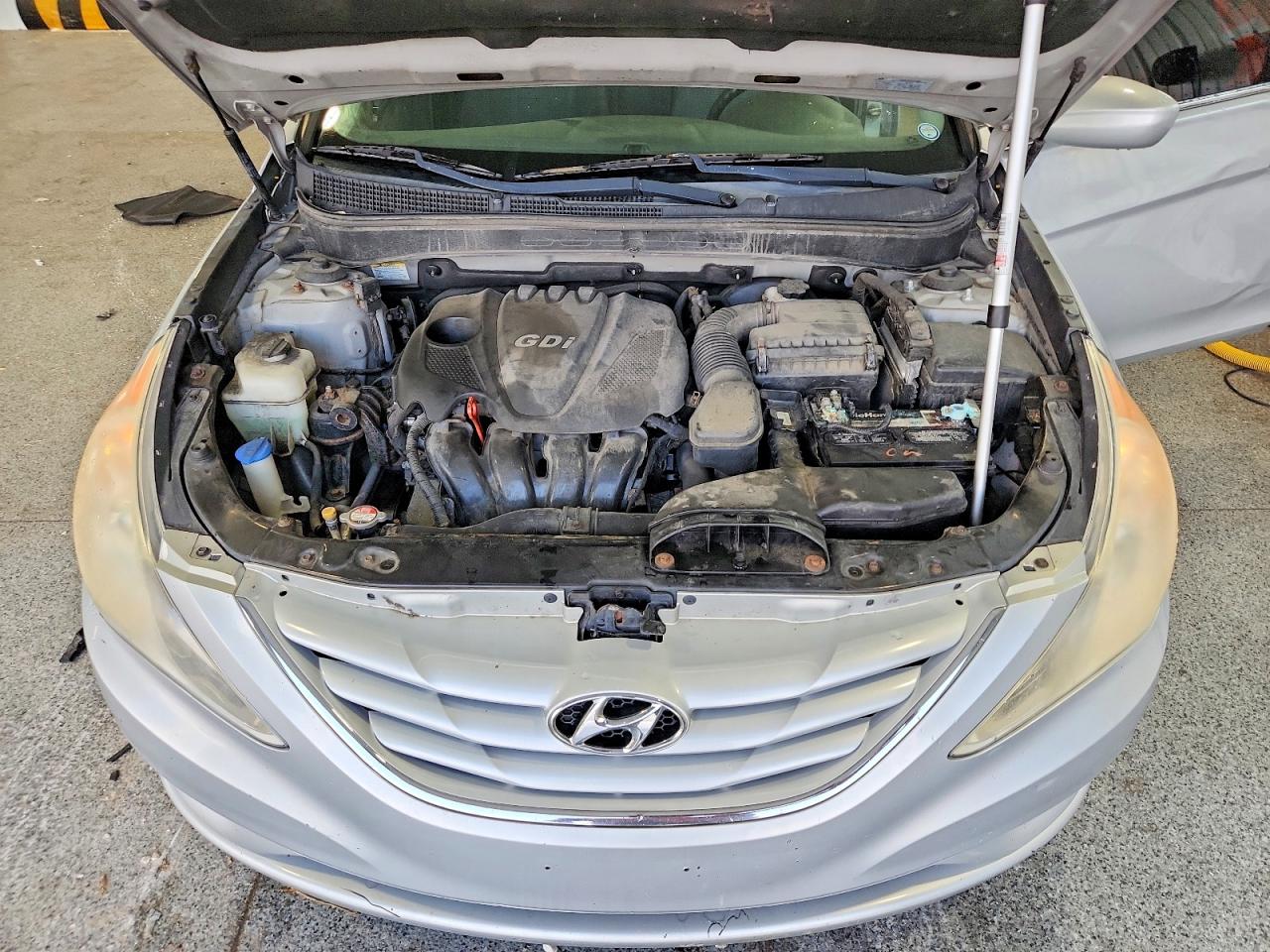 2011 Hyundai Sonata Gls Silver vin: 5NPEB4AC1BH145750
