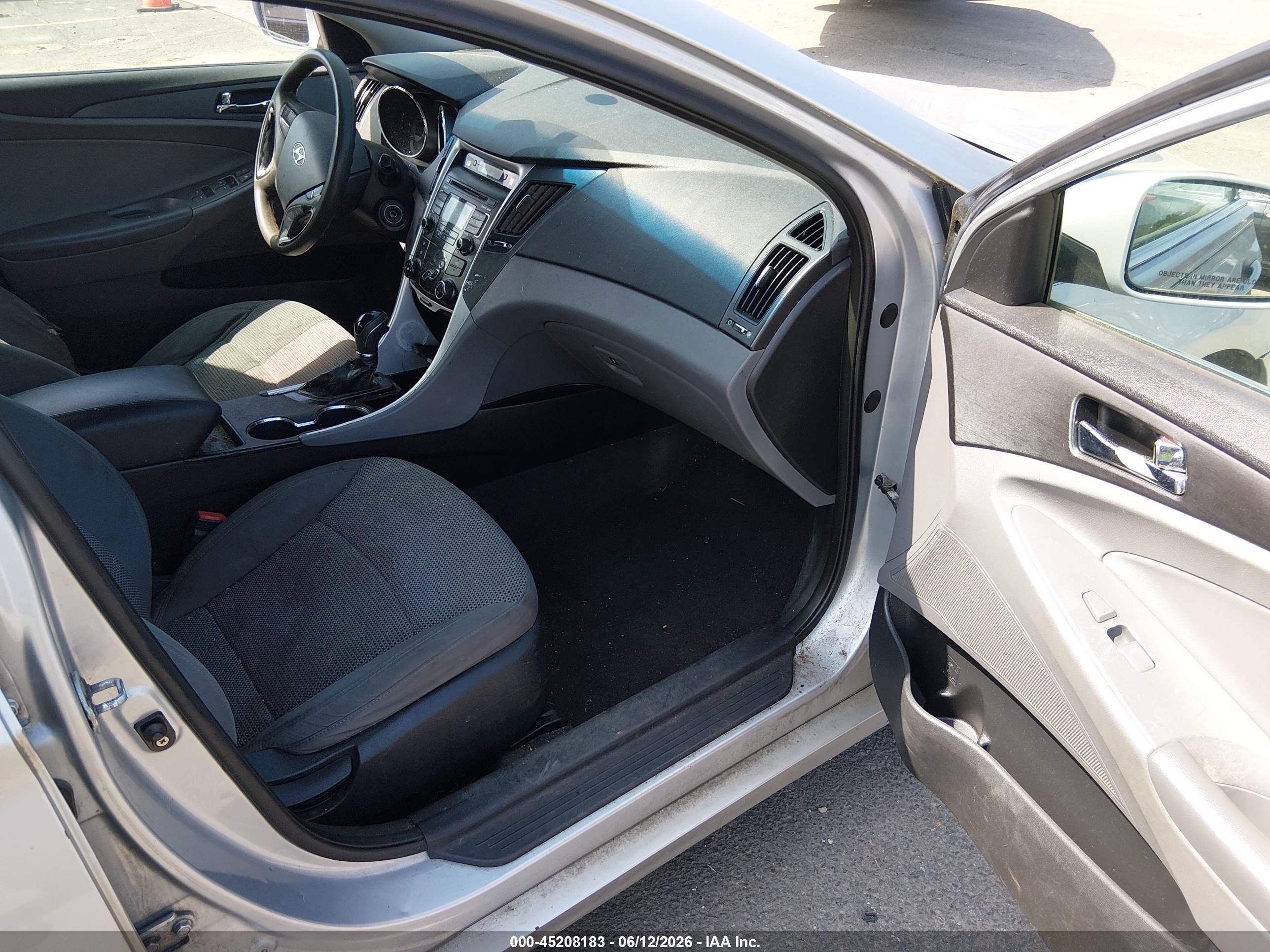 2011 Hyundai Sonata Gls Silver vin: 5NPEB4AC1BH186895