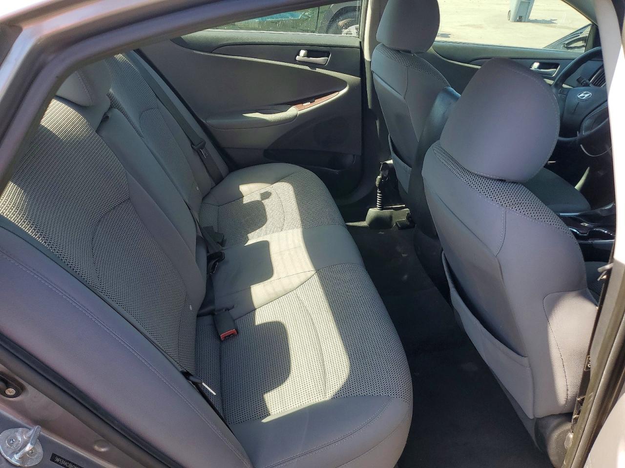 2011 Hyundai Sonata Gls Silver vin: 5NPEB4AC1BH249686