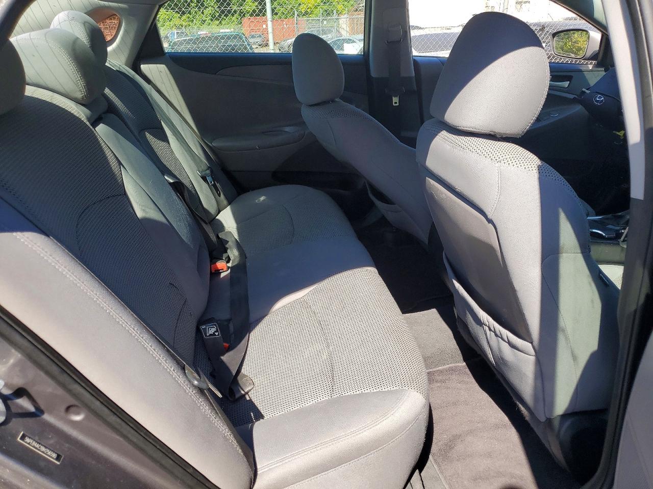 2011 Hyundai Sonata Gray vin: 5NPEB4AC1BH256590