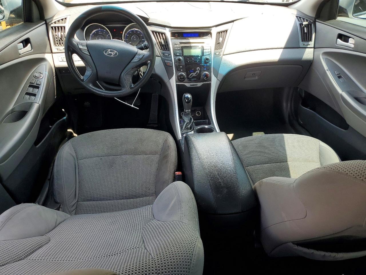 2012 Hyundai Sonata Gls Silver vin: 5NPEB4AC1CH397192