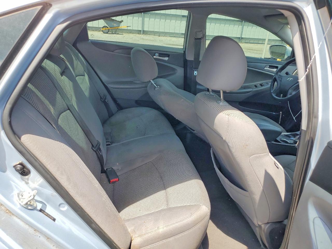2012 Hyundai Sonata Gls Silver vin: 5NPEB4AC1CH397192