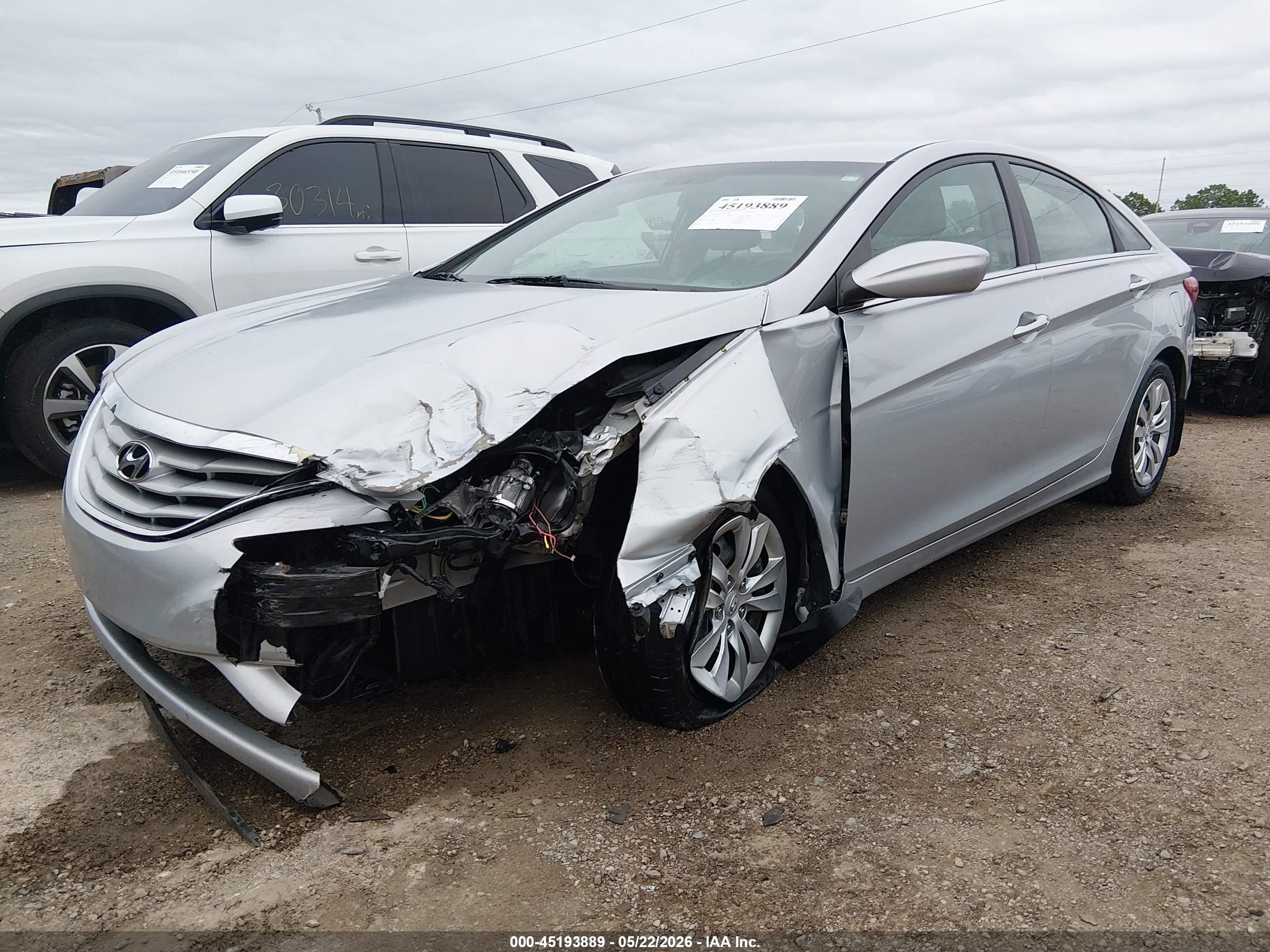 2012 Hyundai Sonata Gls Silver vin: 5NPEB4AC1CH467998