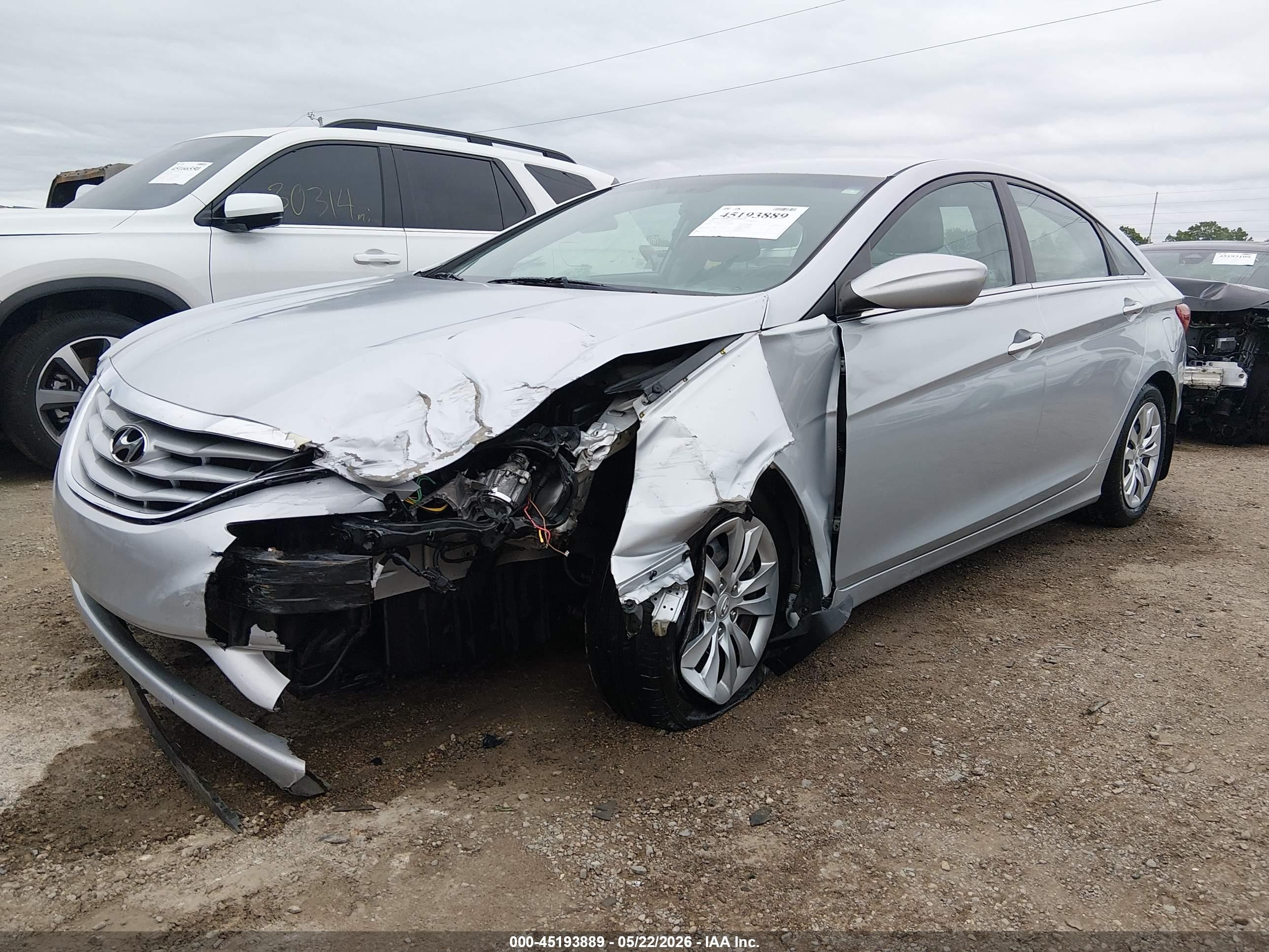 2012 Hyundai Sonata Gls Silver vin: 5NPEB4AC1CH467998