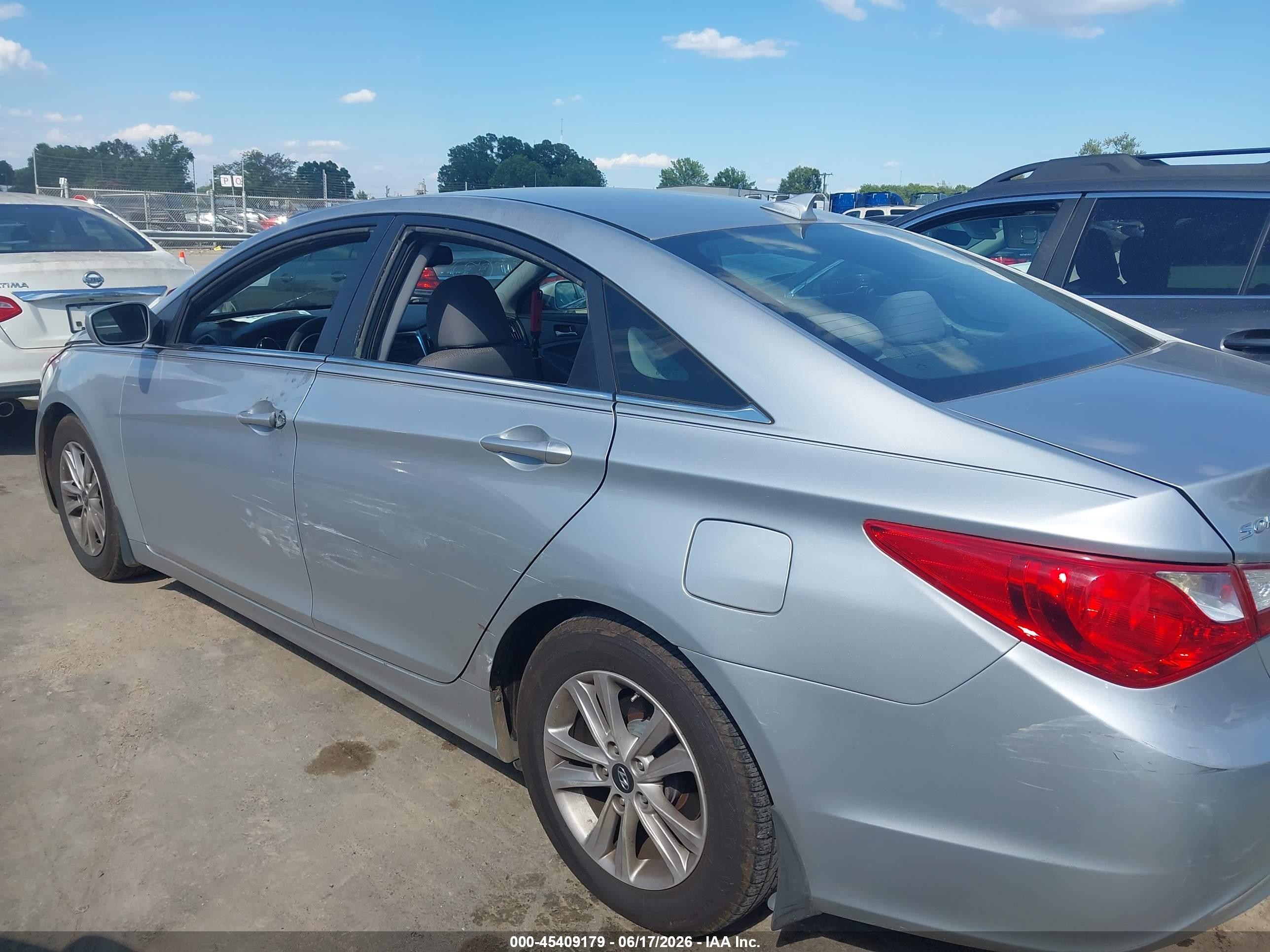 2013 Hyundai Sonata Gls Silver vin: 5NPEB4AC1DH553183