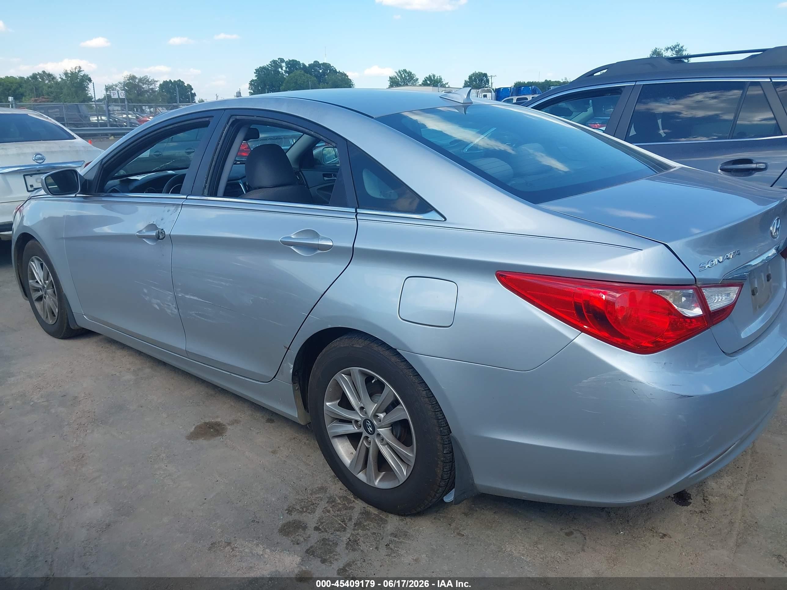 2013 Hyundai Sonata Gls Silver vin: 5NPEB4AC1DH553183