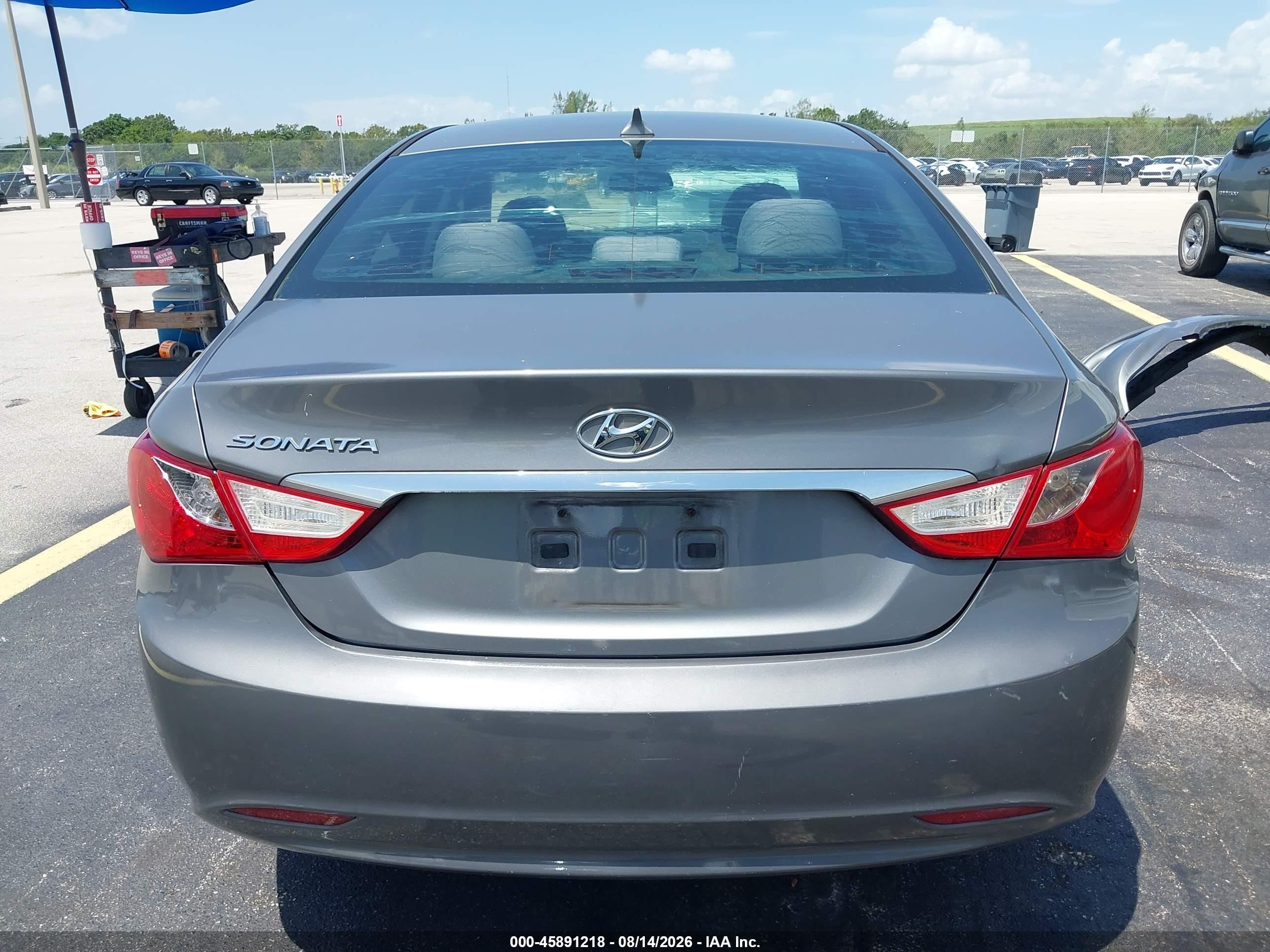 2013 Hyundai Sonata Gls Silver vin: 5NPEB4AC1DH557346