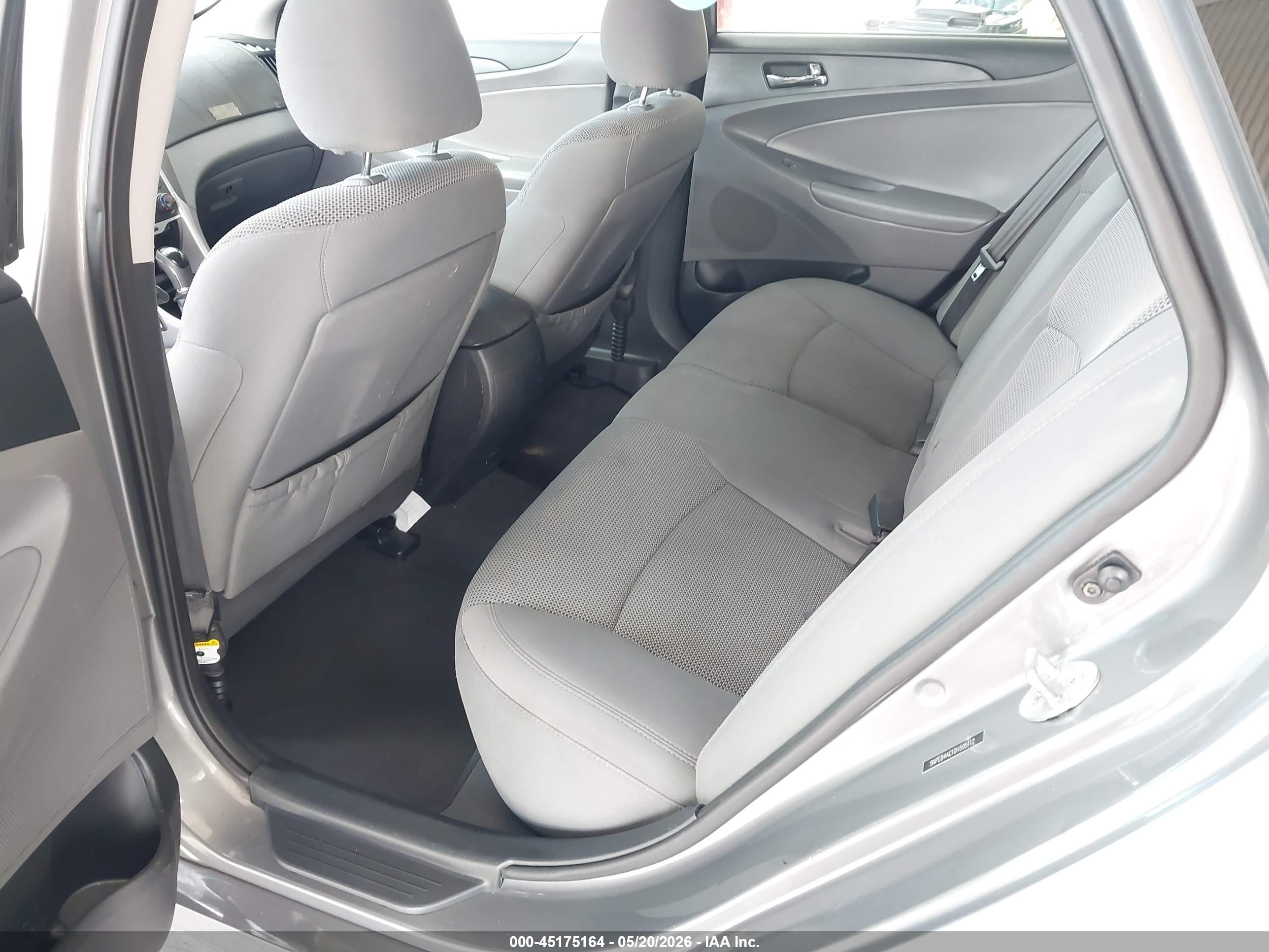 2013 Hyundai Sonata Gls Серый vin: 5NPEB4AC1DH595112