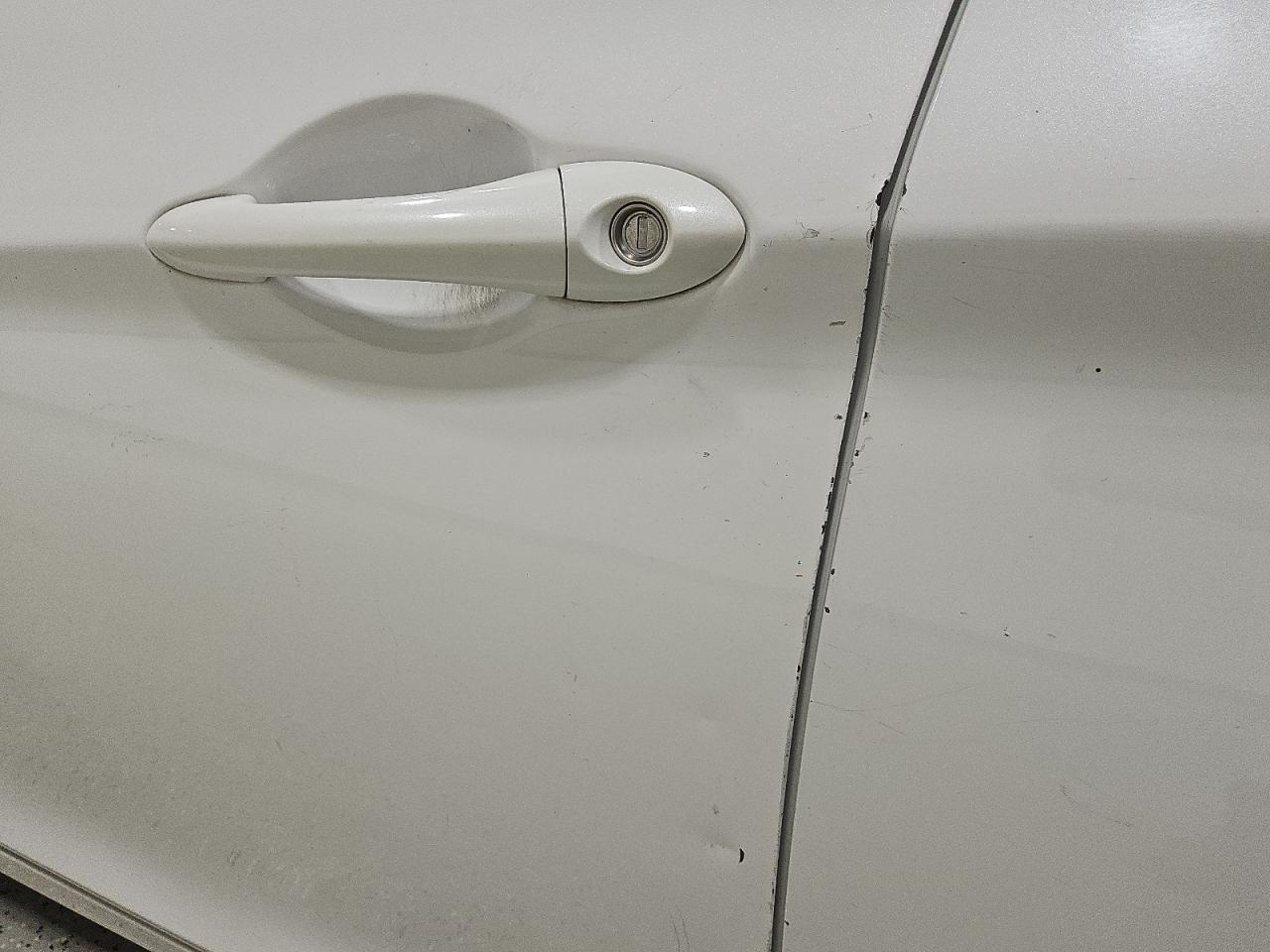 2013 Hyundai Sonata Gls White vin: 5NPEB4AC1DH598964 Damage: Left Front Door, Chipped, 4