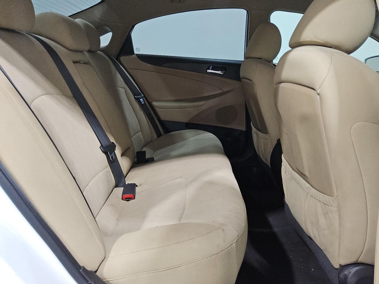 2013 Hyundai Sonata Gls White vin: 5NPEB4AC1DH598964 Damage: Dome Light, Inoperable, Repair Required
