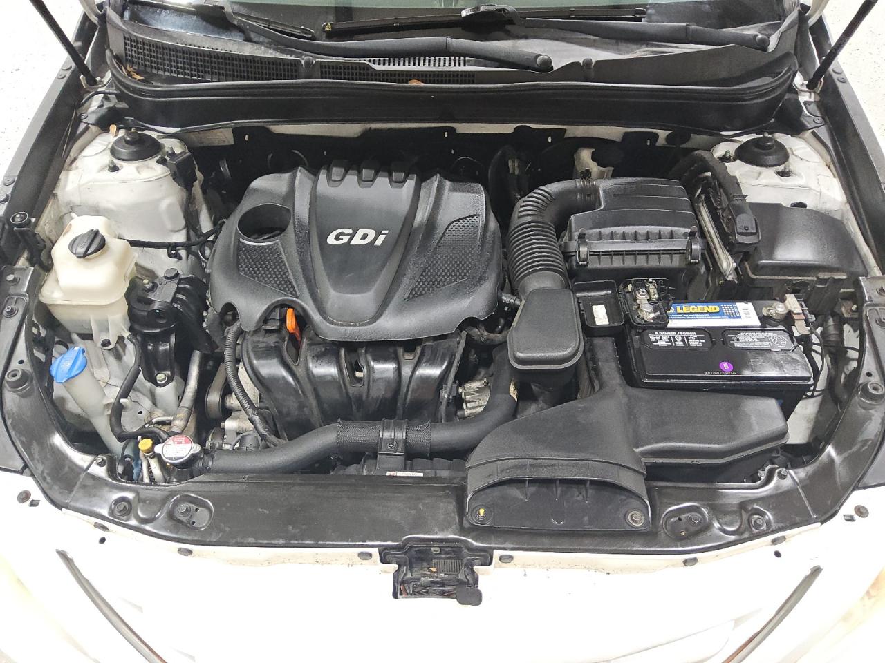 2013 Hyundai Sonata Gls White vin: 5NPEB4AC1DH598964 Damage: Oil, Low Fluid, Unacceptable