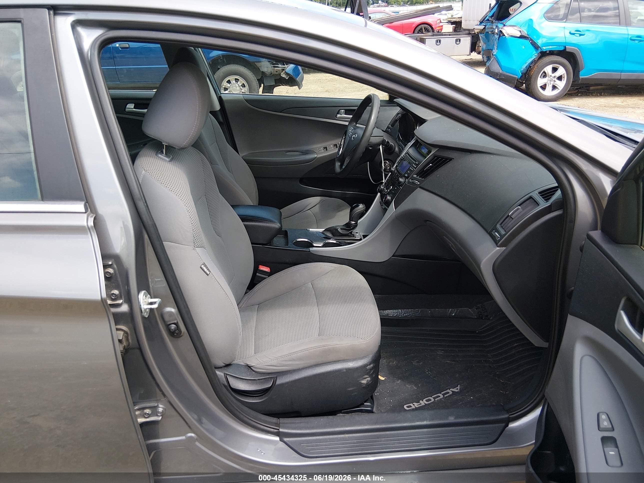 2013 Hyundai Sonata Gls Gray vin: 5NPEB4AC1DH658452