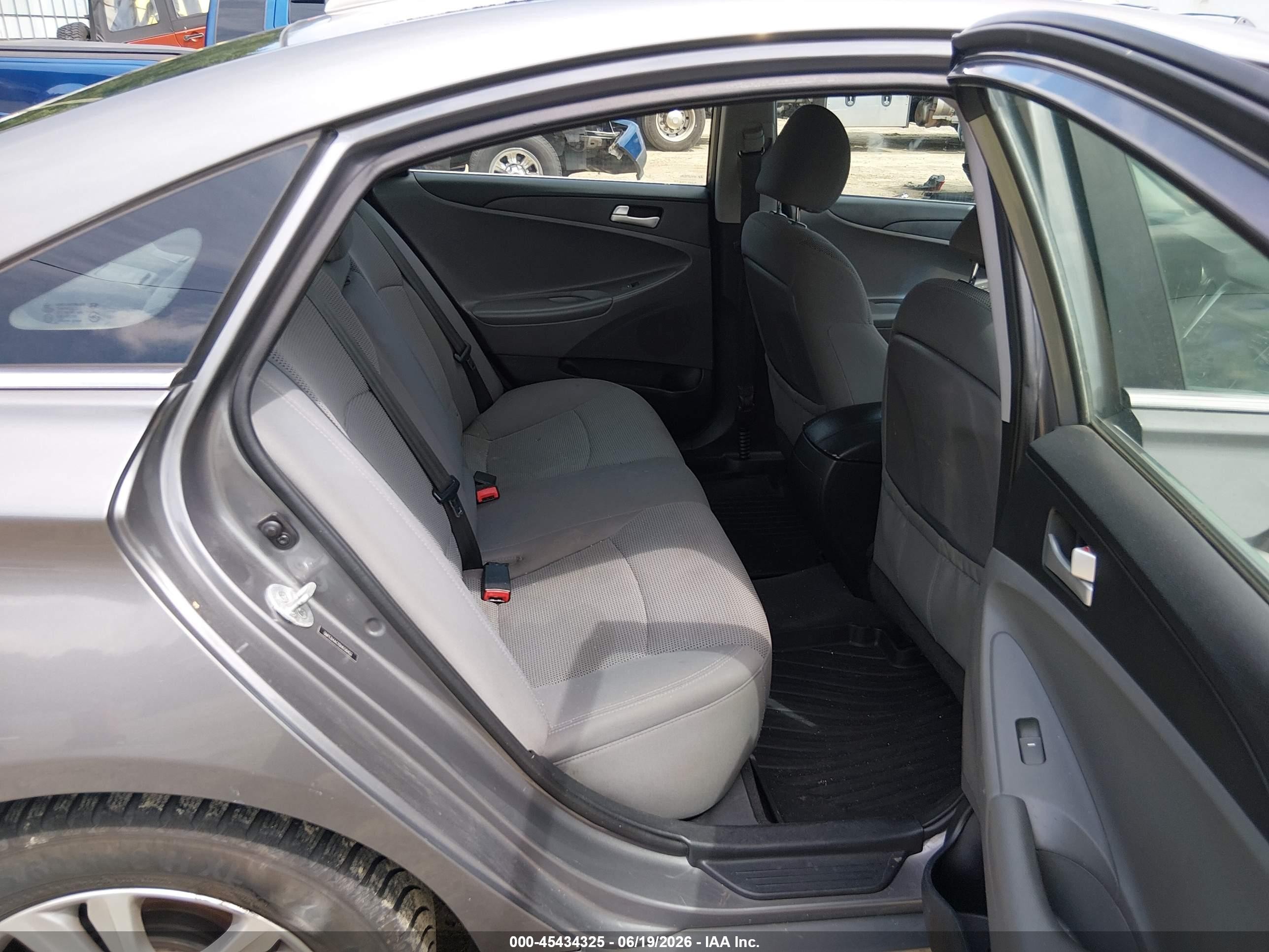2013 Hyundai Sonata Gls Gray vin: 5NPEB4AC1DH658452