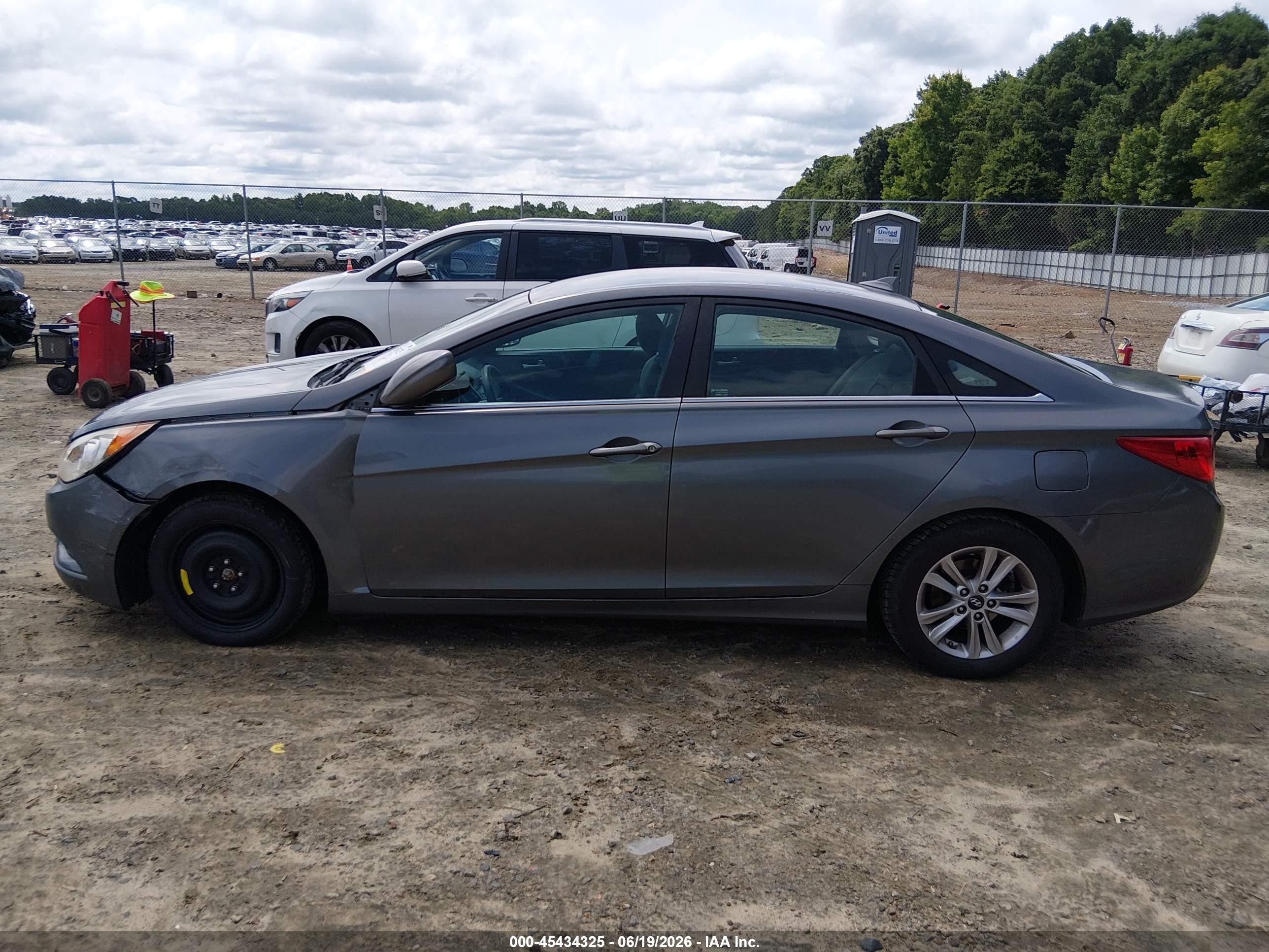 2013 Hyundai Sonata Gls Gray vin: 5NPEB4AC1DH658452