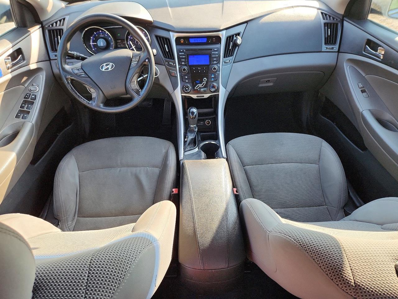 2013 Hyundai Sonata Gls Silver vin: 5NPEB4AC1DH680788