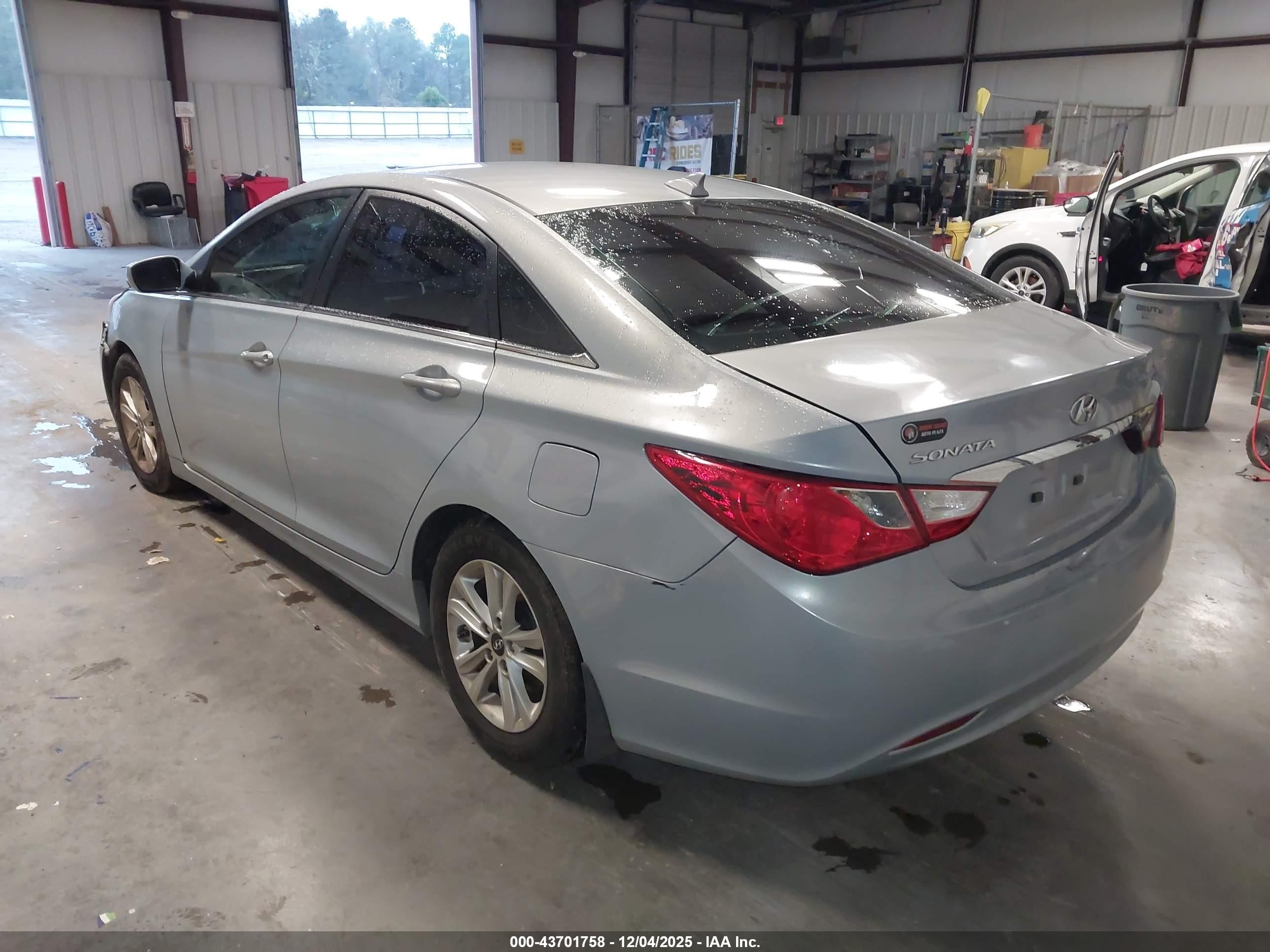 2013 Hyundai Sonata Gls Серебряный vin: 5NPEB4AC1DH693010