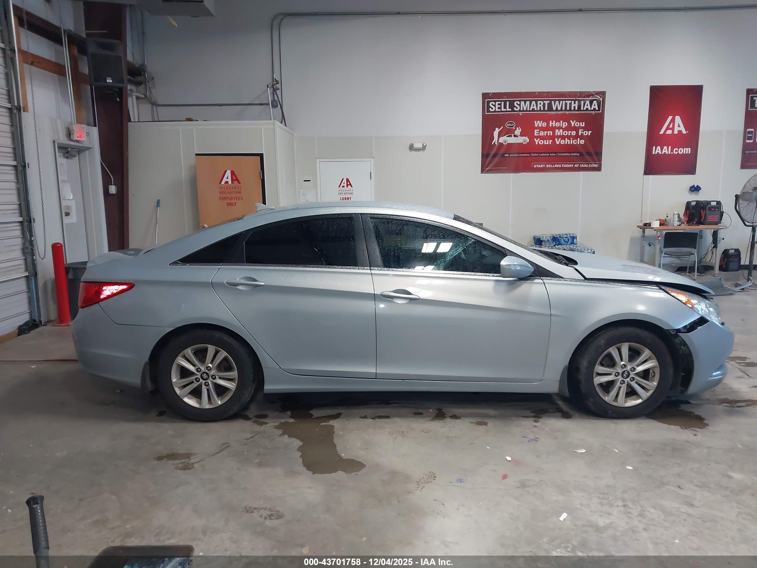 2013 Hyundai Sonata Gls Серебряный vin: 5NPEB4AC1DH693010