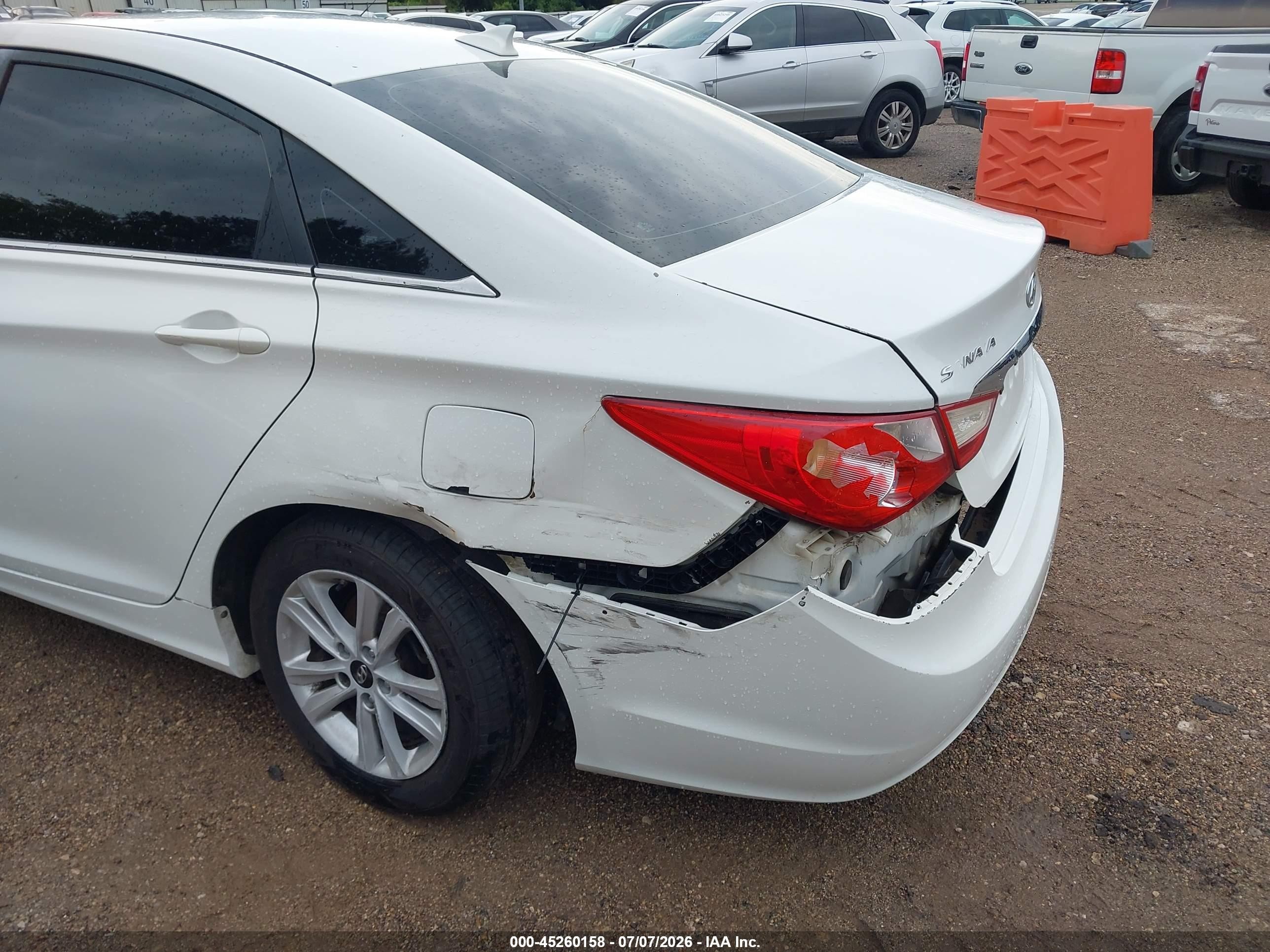 2013 Hyundai Sonata Gls Белый vin: 5NPEB4AC1DH693055