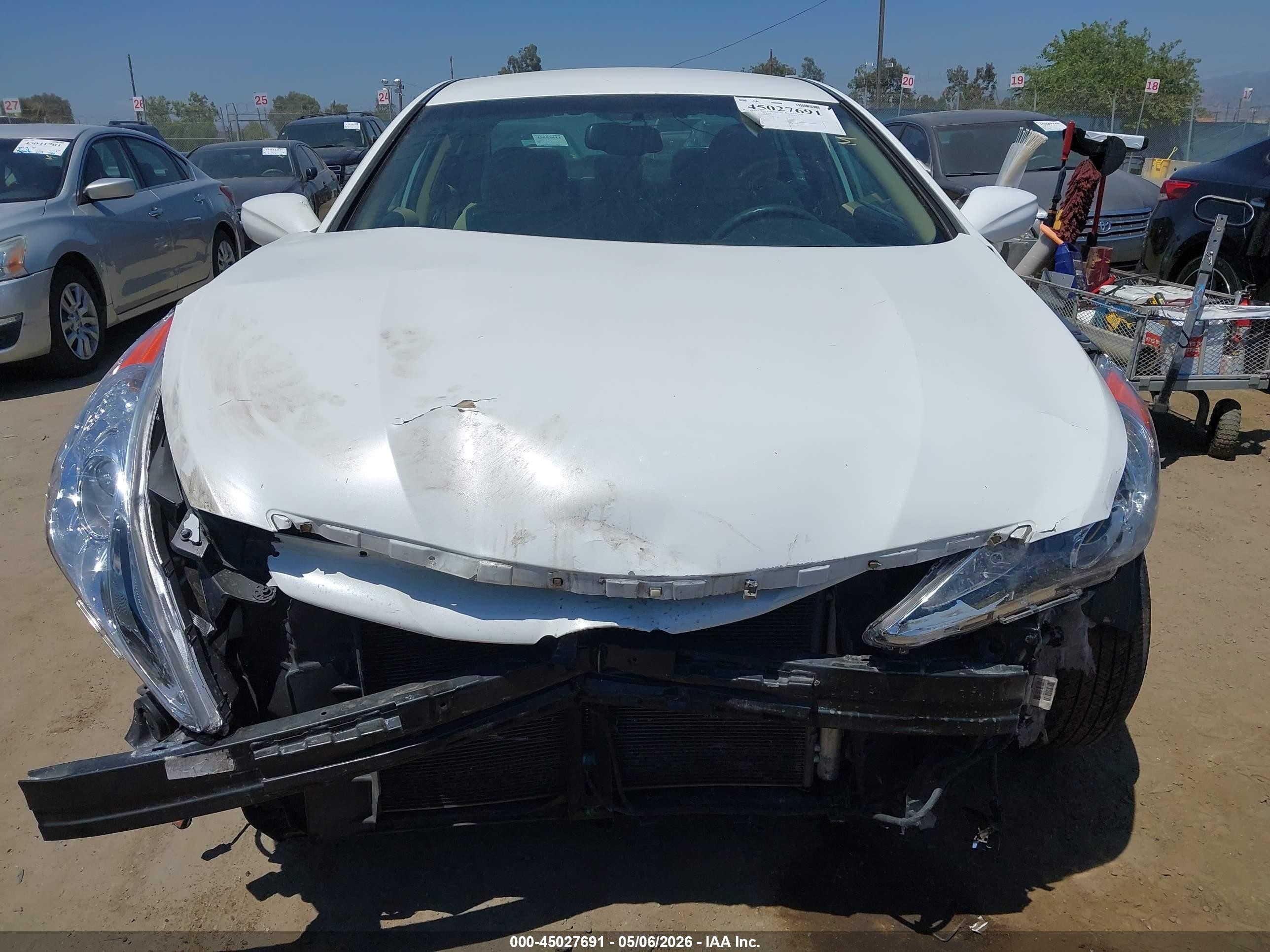 2013 Hyundai Sonata Gls Белый vin: 5NPEB4AC1DH738429