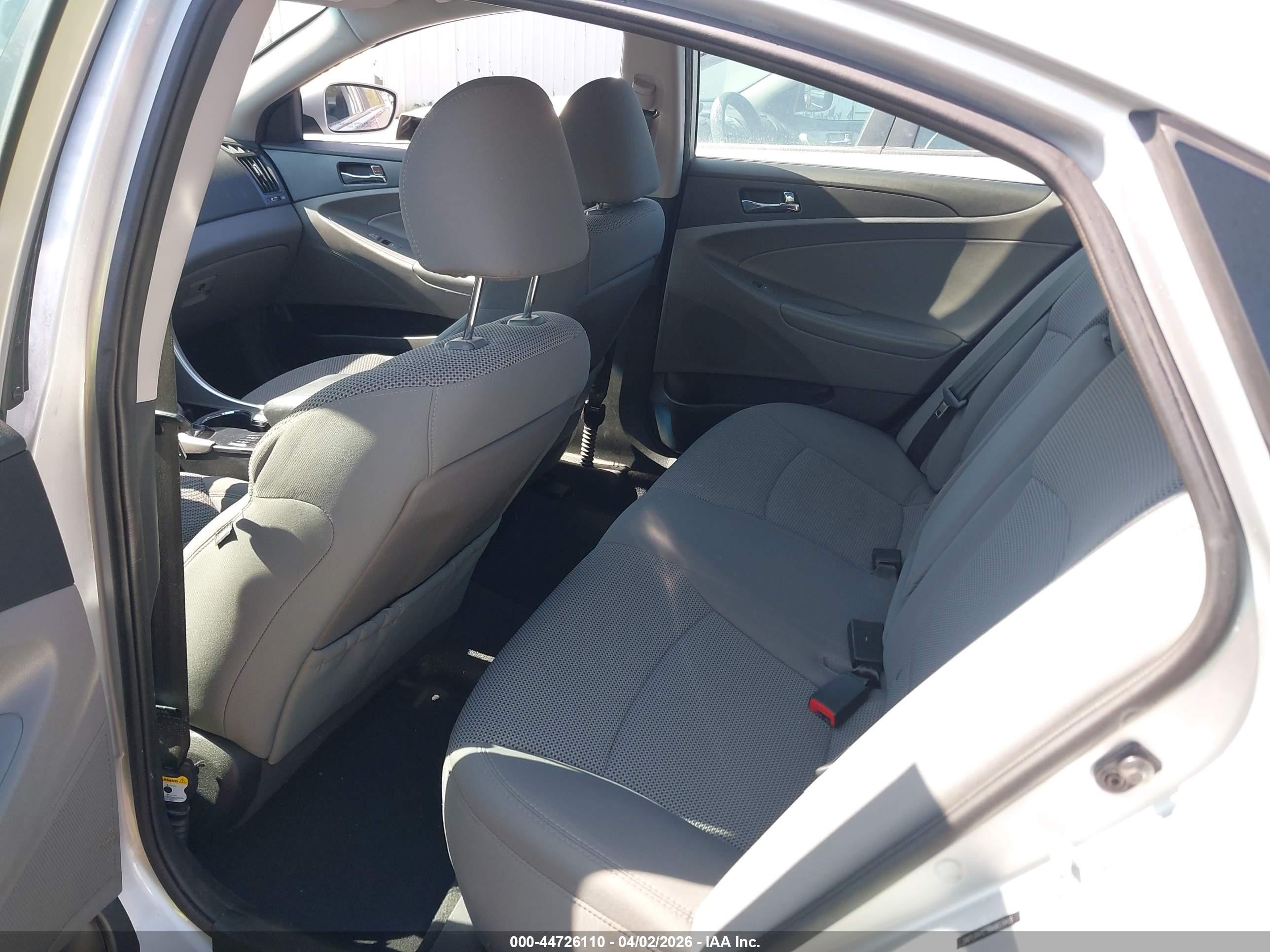 2013 Hyundai Sonata Gls Silver vin: 5NPEB4AC1DH803943