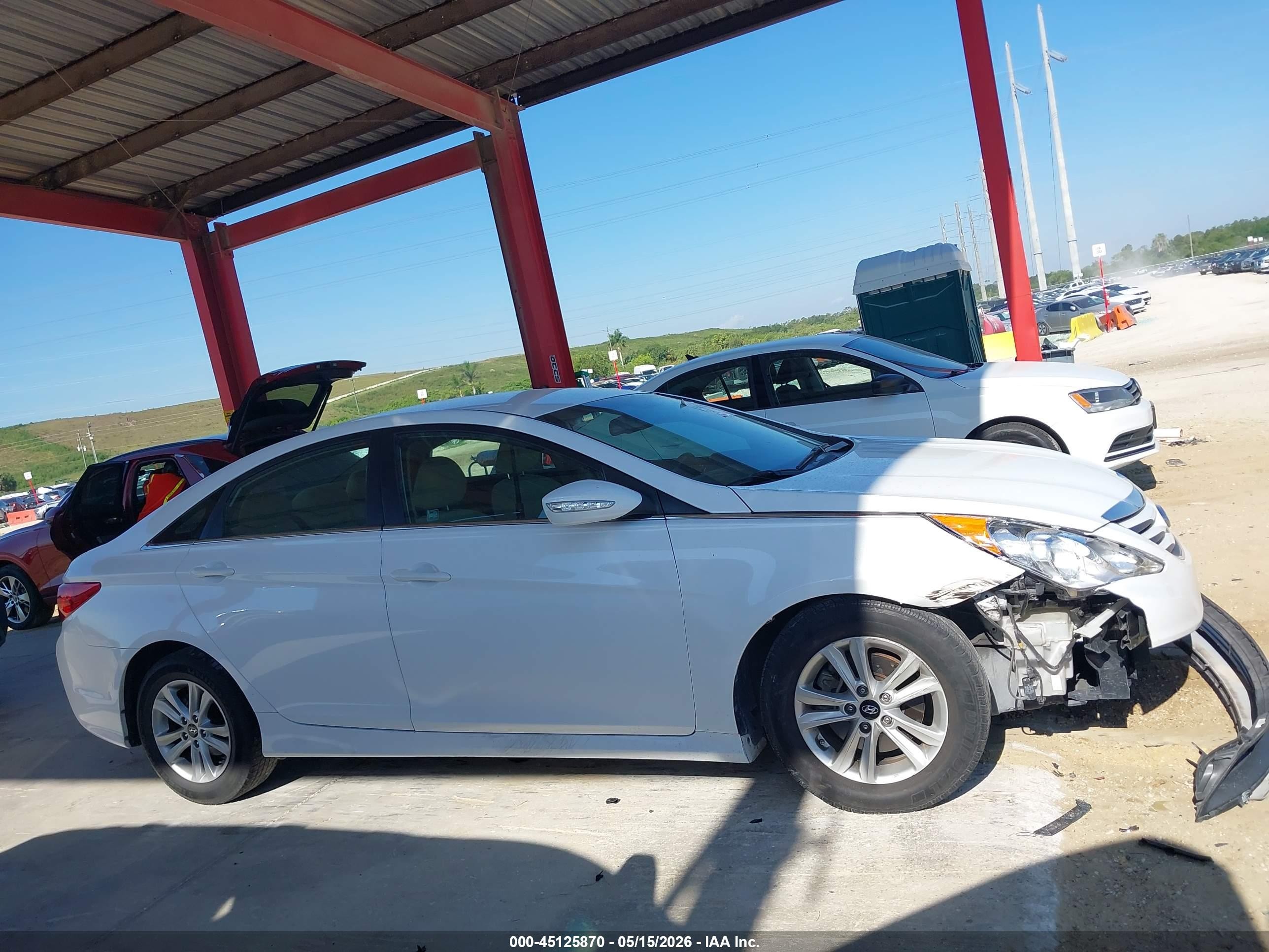 2014 Hyundai Sonata Gls White vin: 5NPEB4AC1EH859043