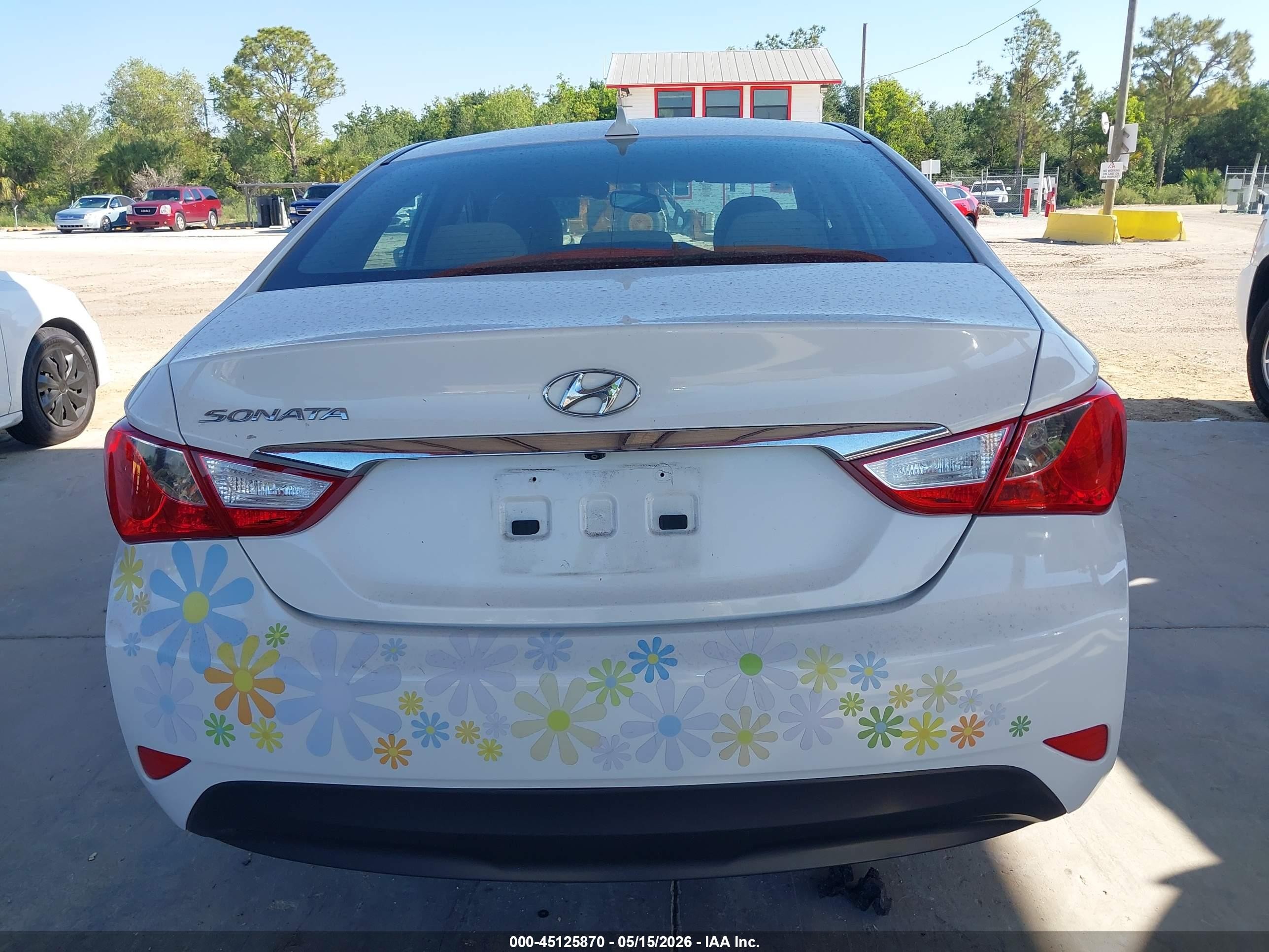 2014 Hyundai Sonata Gls White vin: 5NPEB4AC1EH859043