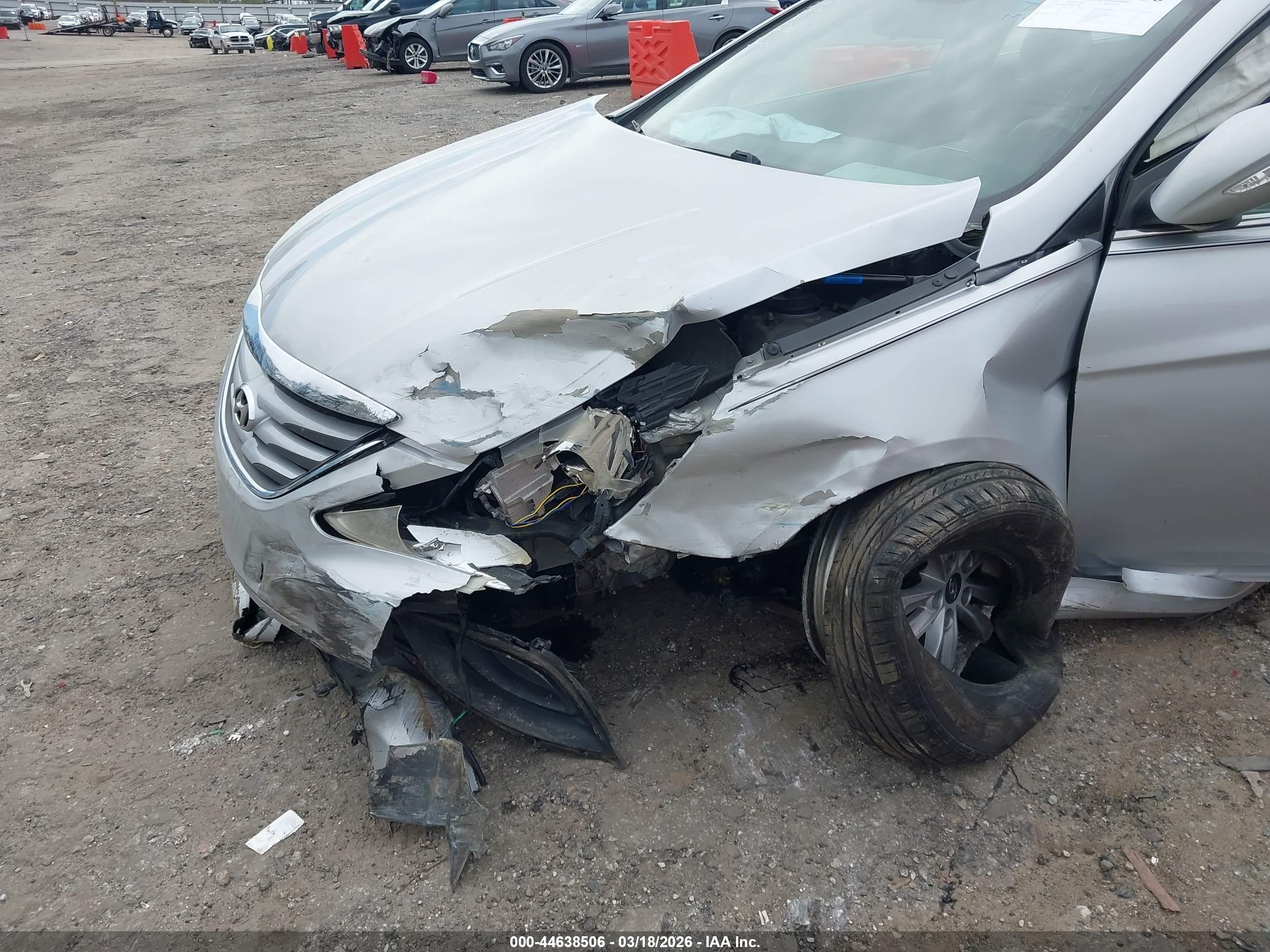 2014 Hyundai Sonata Gls Серый vin: 5NPEB4AC1EH861388