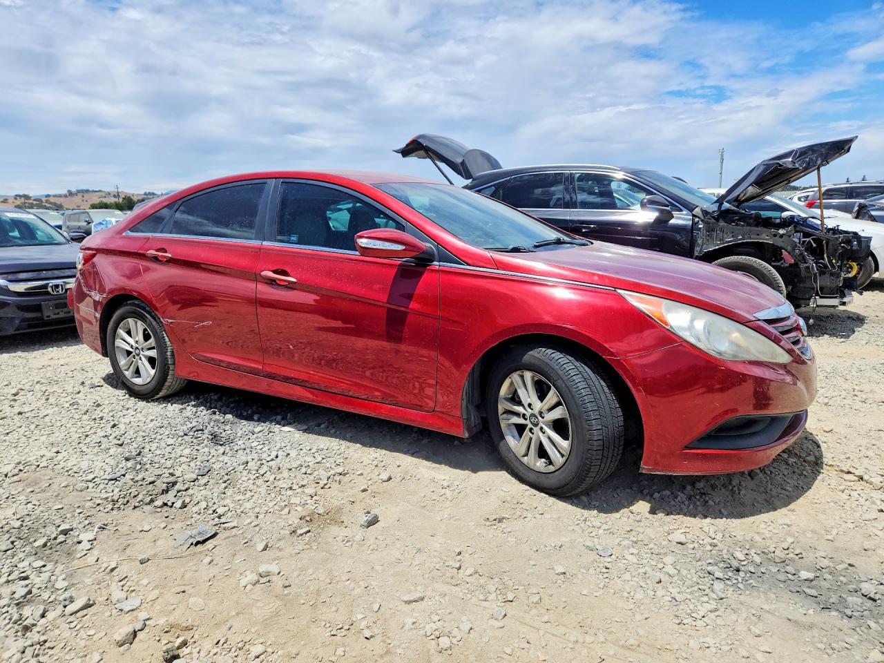 2014 Hyundai Sonata Gls Maroon vin: 5NPEB4AC1EH869877