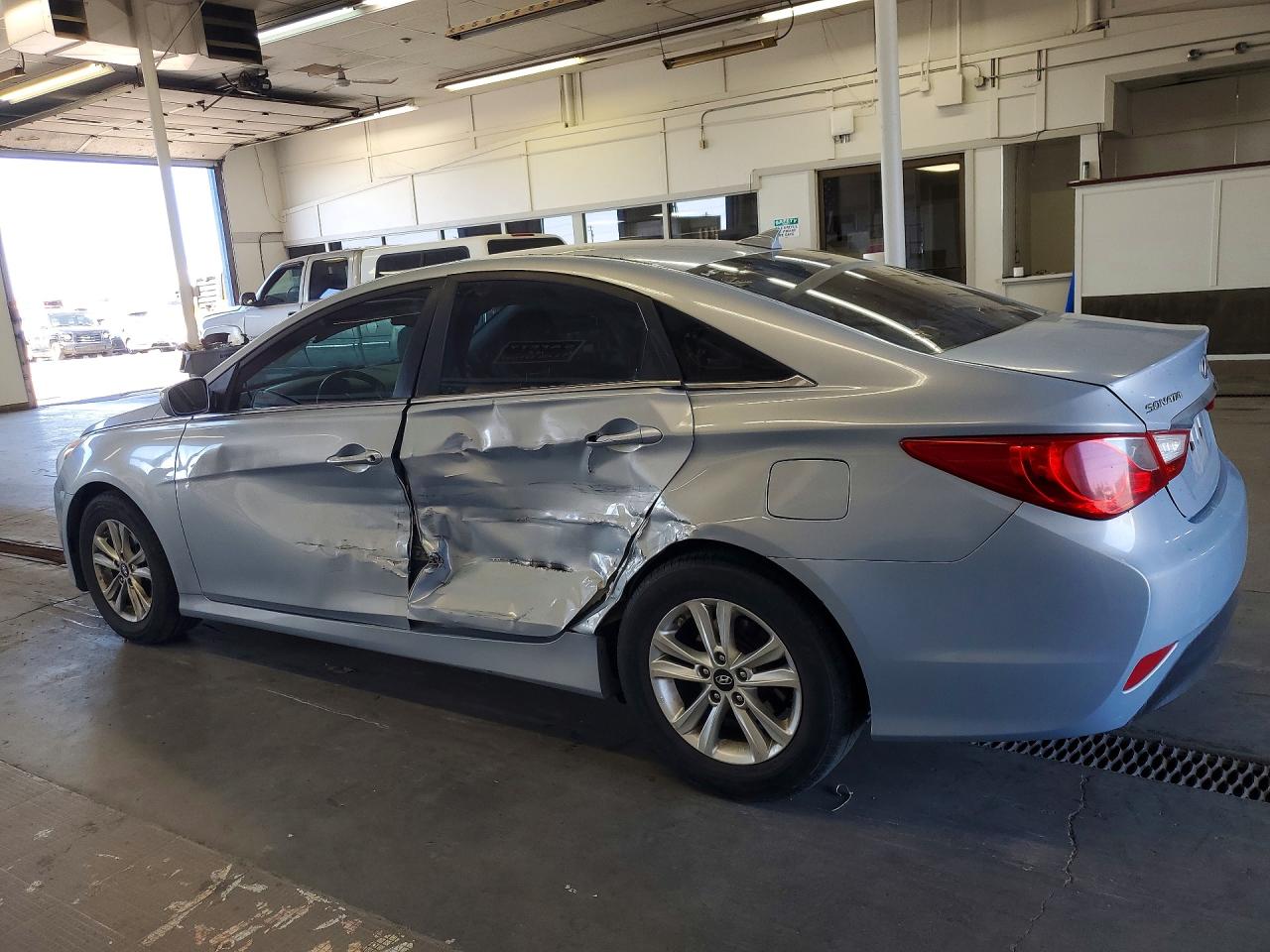 2014 Hyundai Sonata Gls Silver vin: 5NPEB4AC1EH906930