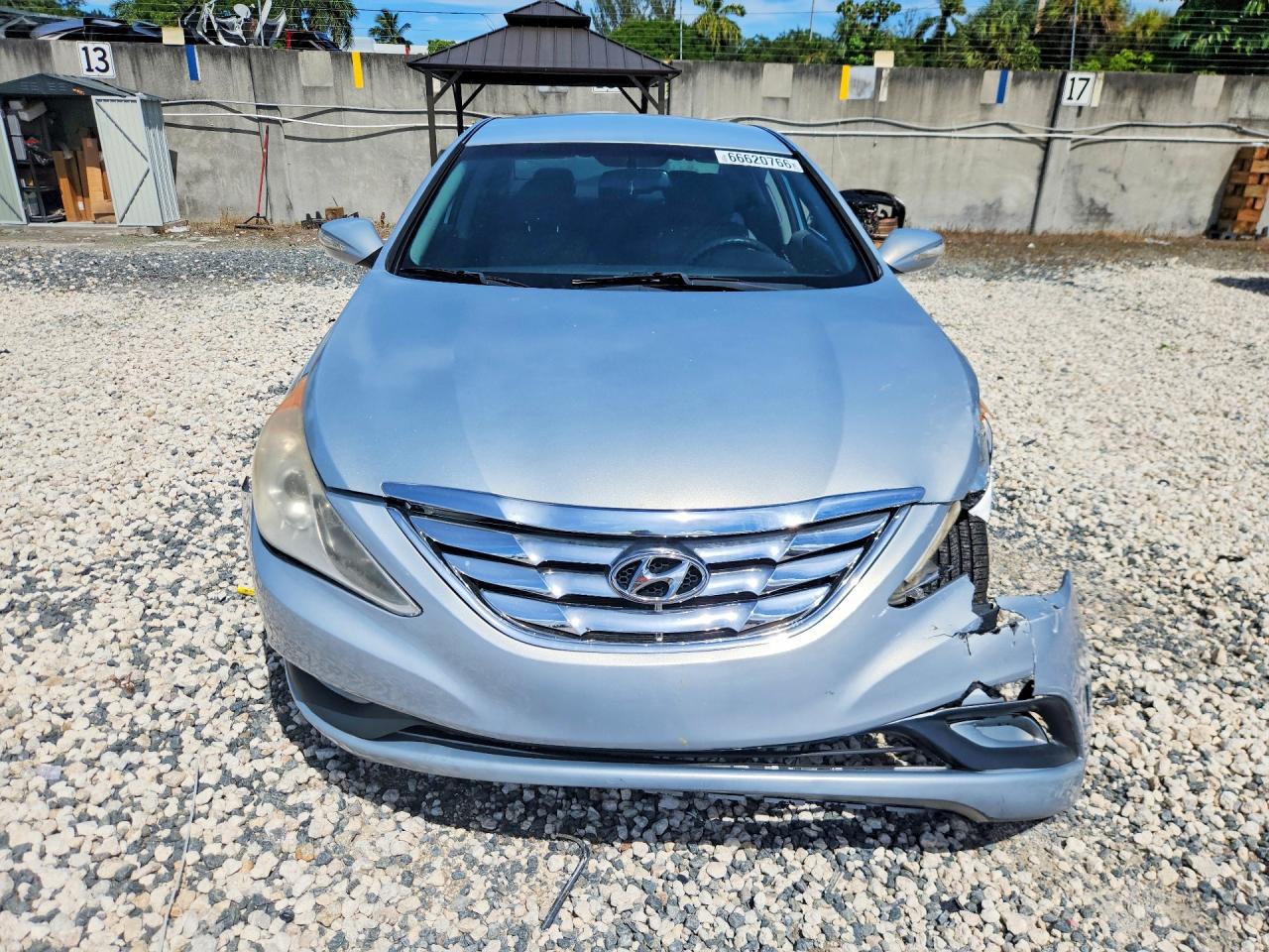 2014 Hyundai Sonata Silver vin: 5NPEB4AC1EH921623
