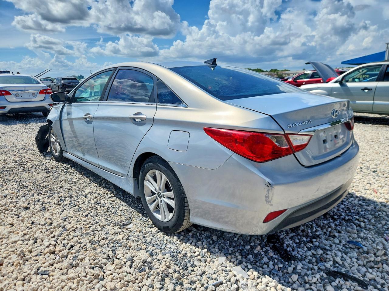 2014 Hyundai Sonata Silver vin: 5NPEB4AC1EH921623