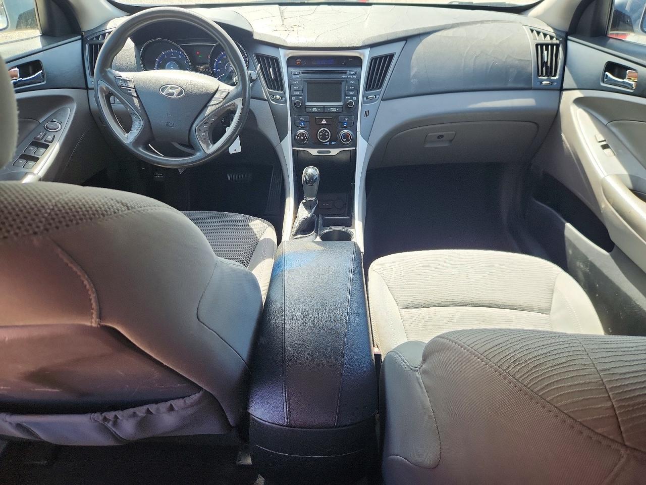 2014 Hyundai Sonata Silver vin: 5NPEB4AC1EH921623