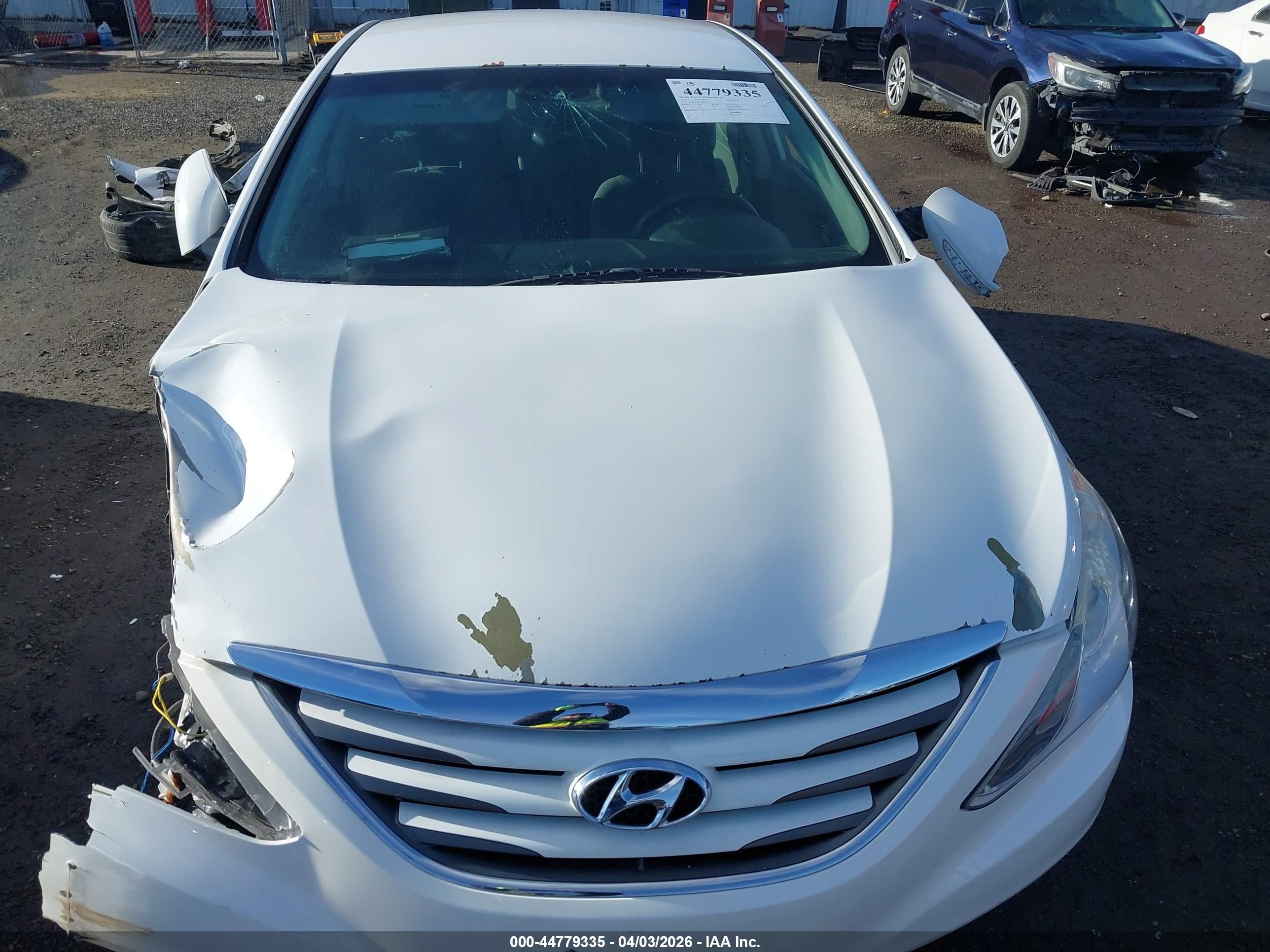 2014 Hyundai Sonata Gls Белый vin: 5NPEB4AC1EH935733
