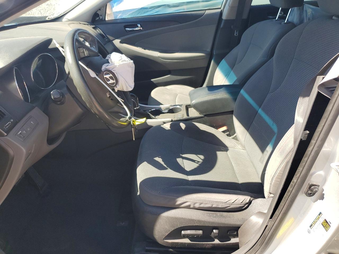 2014 Hyundai Sonata Gls Серебряный vin: 5NPEB4AC1EH942634