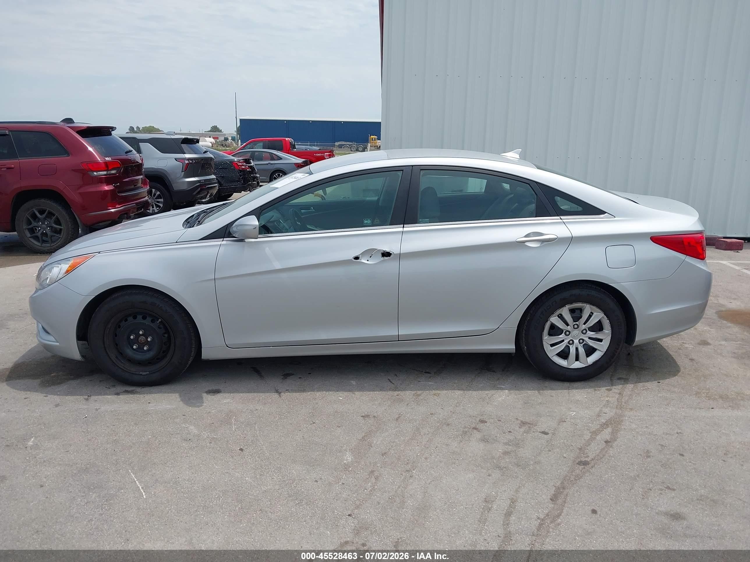 2011 Hyundai Sonata Gls Серебряный vin: 5NPEB4AC2BH010857