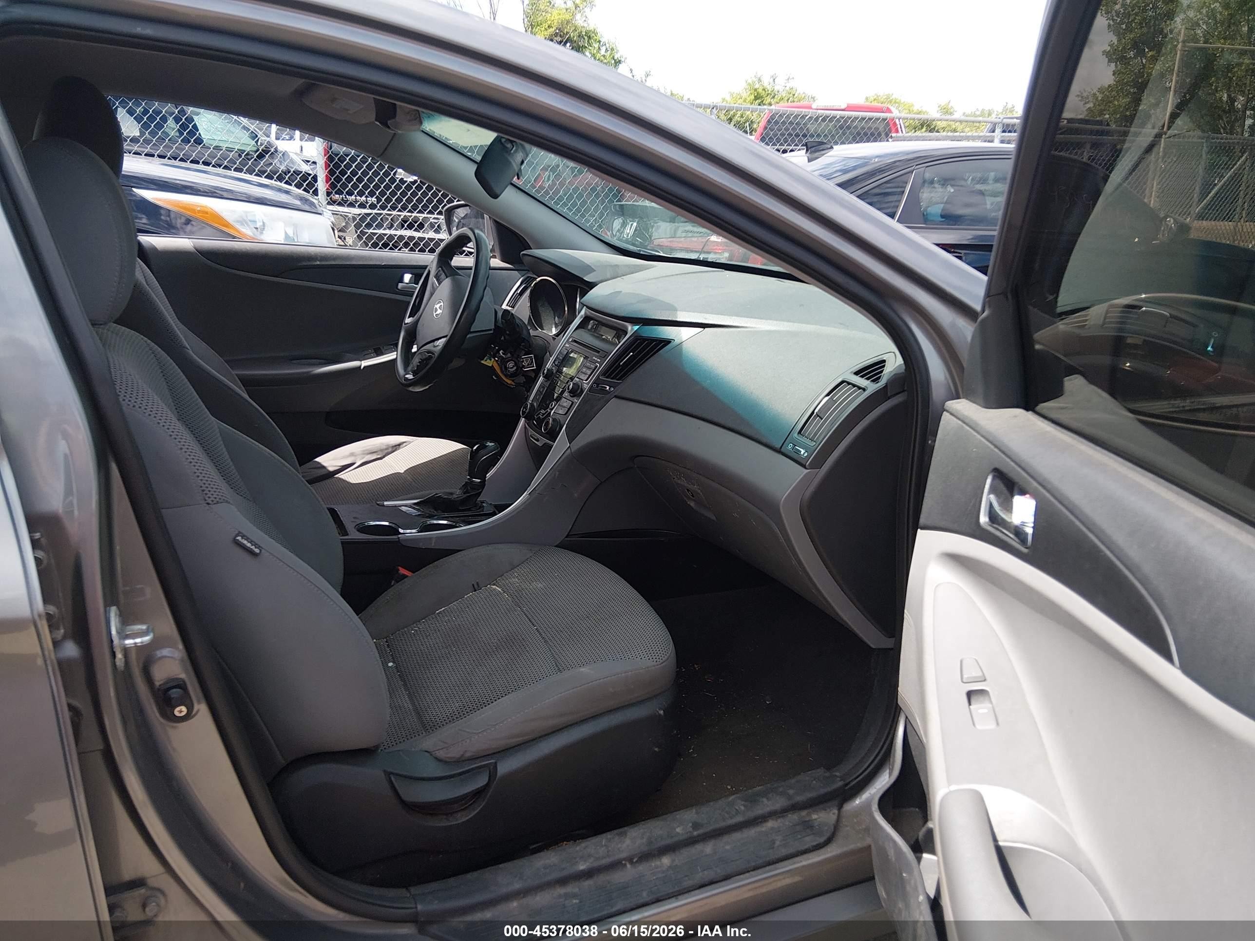 2011 Hyundai Sonata Gls Серый vin: 5NPEB4AC2BH093884