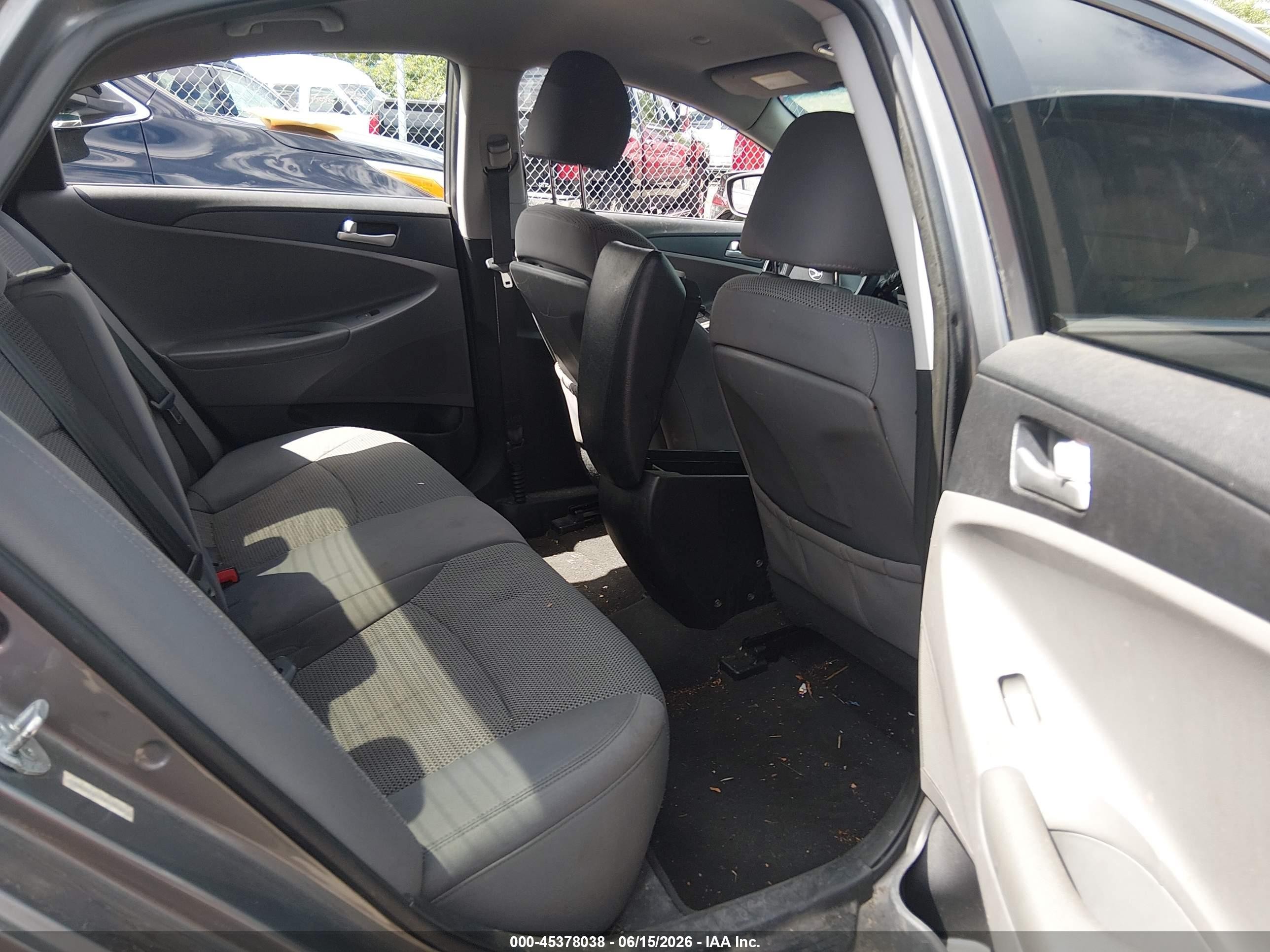 2011 Hyundai Sonata Gls Серый vin: 5NPEB4AC2BH093884