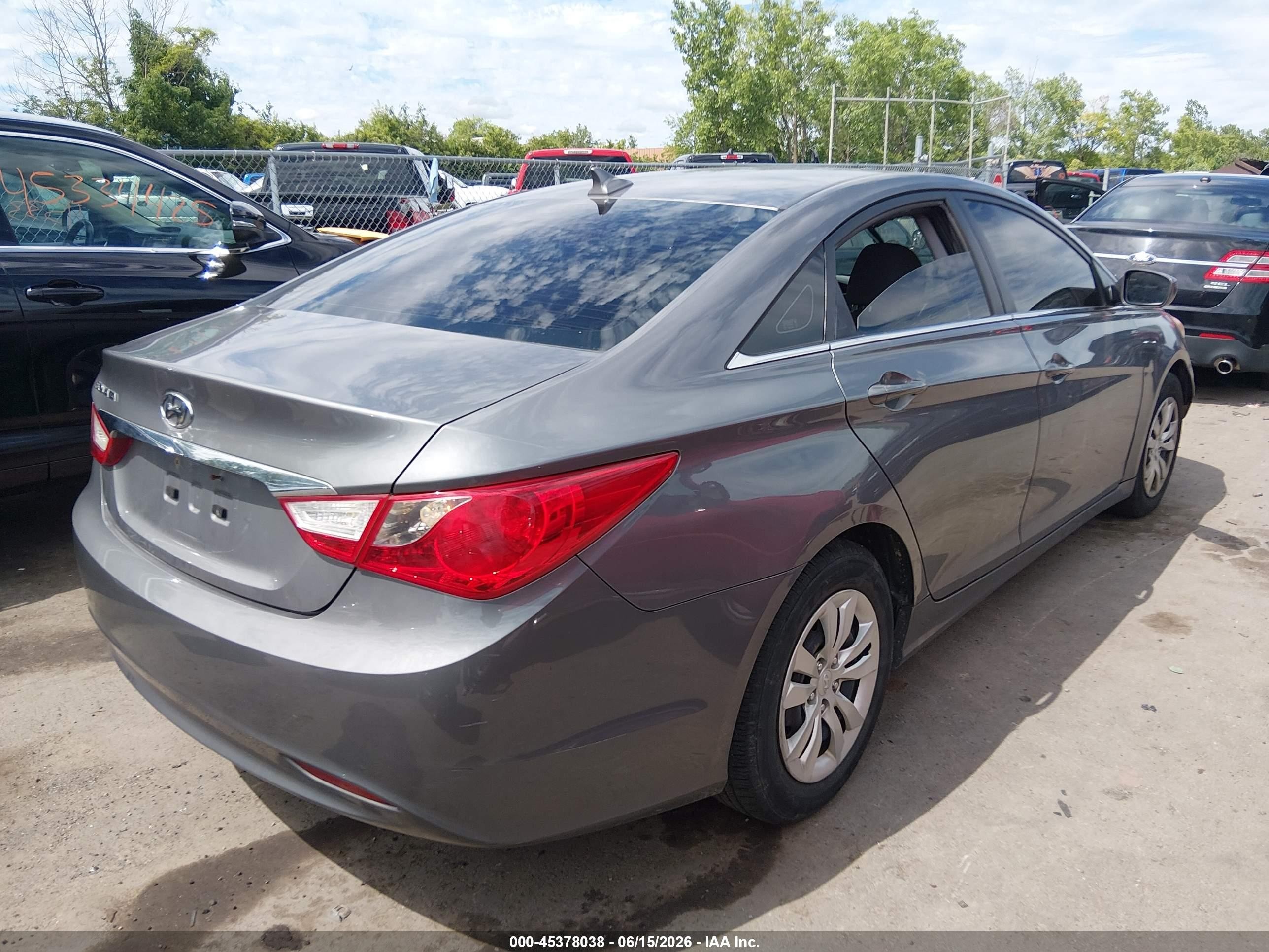 2011 Hyundai Sonata Gls Серый vin: 5NPEB4AC2BH093884