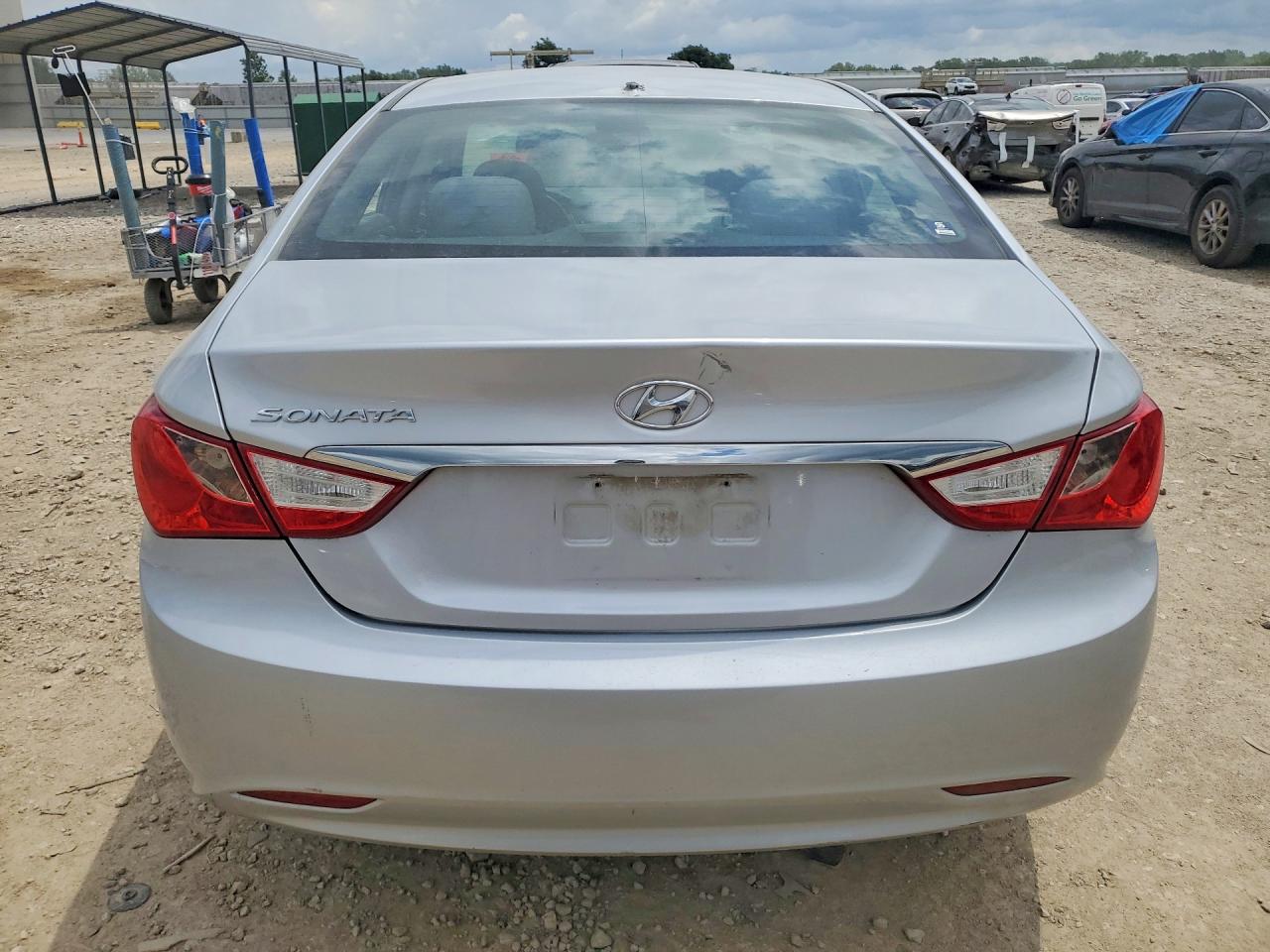 2011 Hyundai Sonata Gls Silver vin: 5NPEB4AC2BH152416