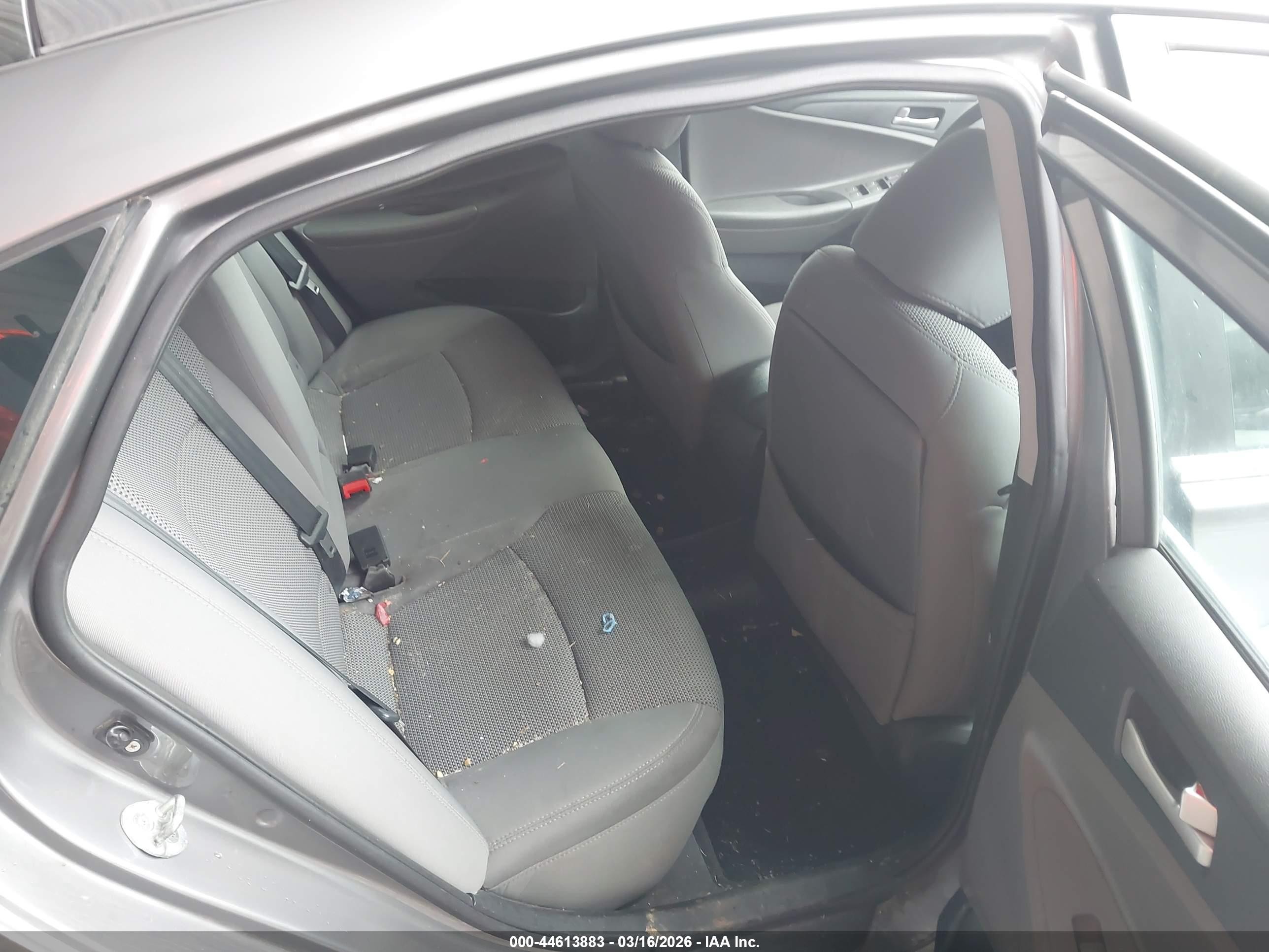 2011 Hyundai Sonata Gls Серый vin: 5NPEB4AC2BH159348