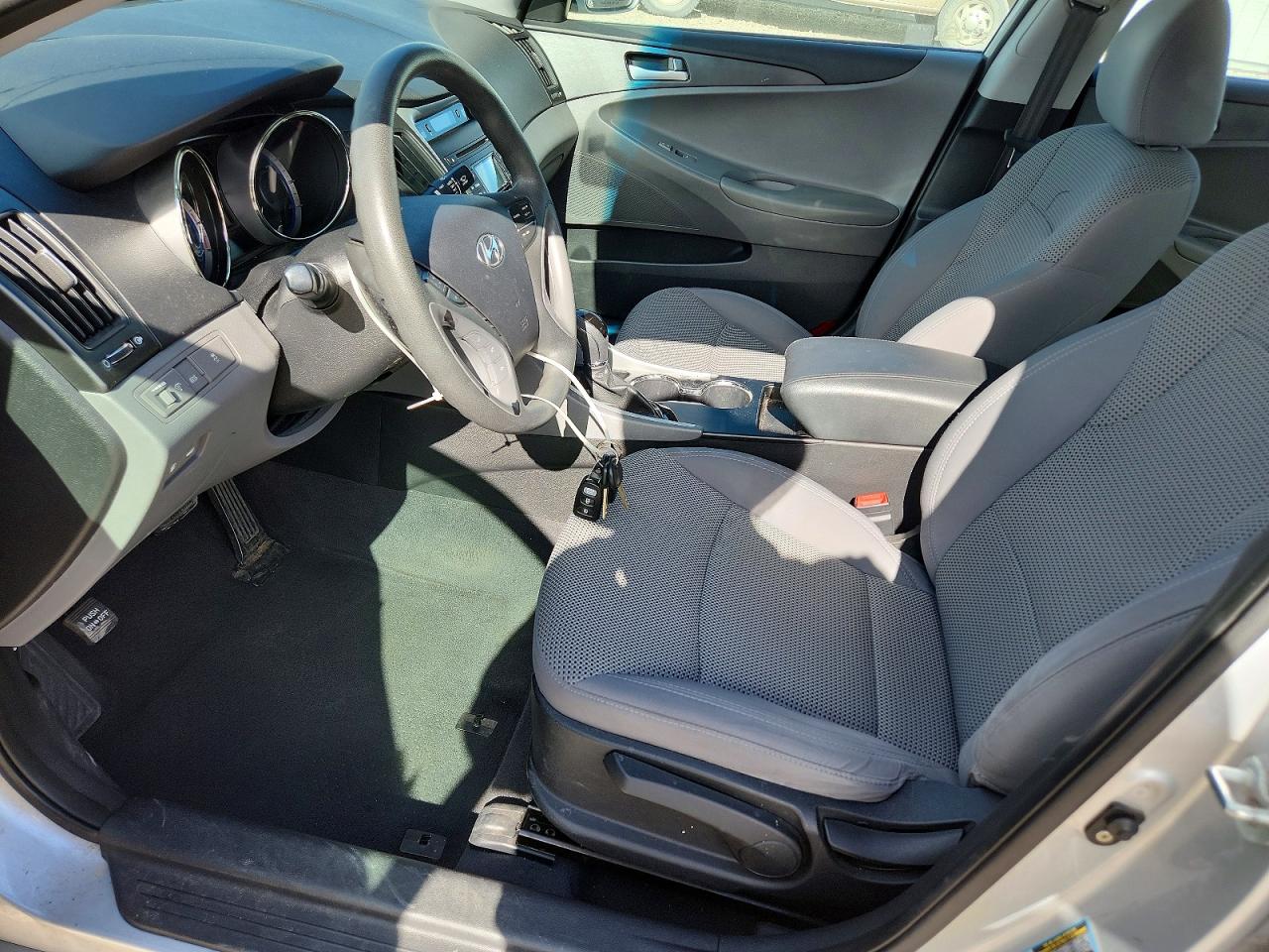 2011 Hyundai Sonata Gls Silver vin: 5NPEB4AC2BH281868
